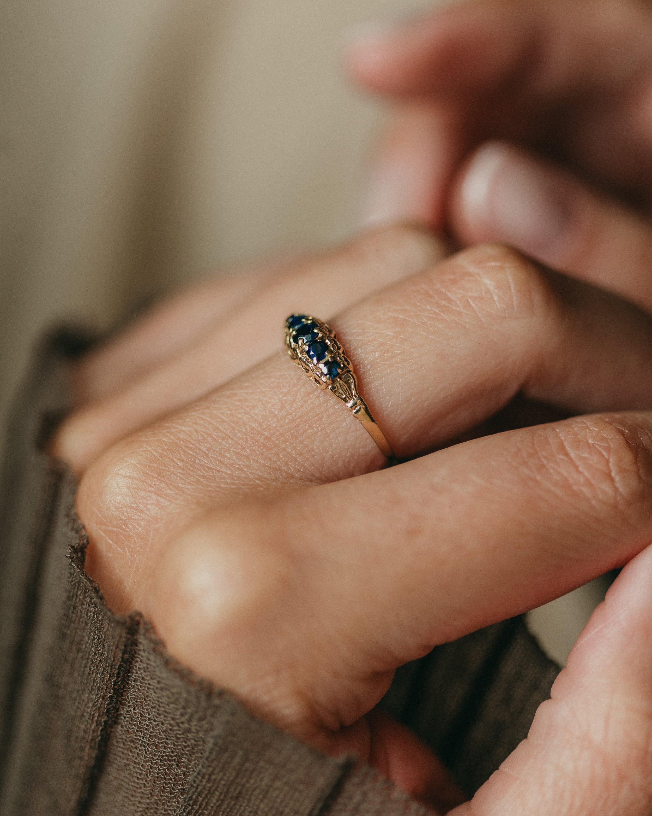 Georgie 1984 Vintage 9ct Gold Sapphire Five Stone Ring