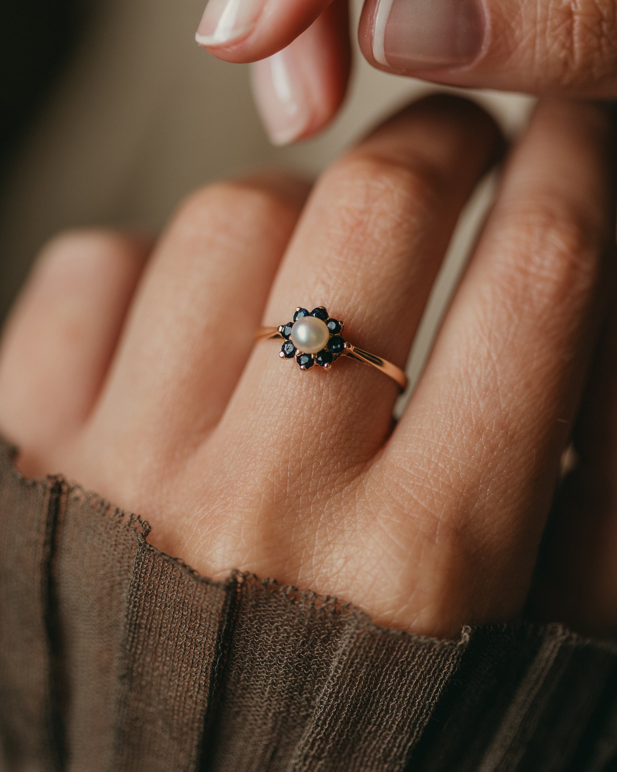 Image of Gertie 1983 Vintage 9ct Gold Pearl & Sapphire Cluster Ring