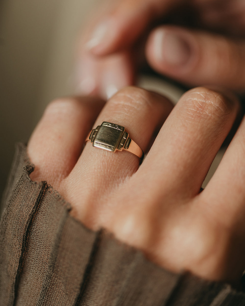 Effie Vintage 9ct Gold Signet Ring