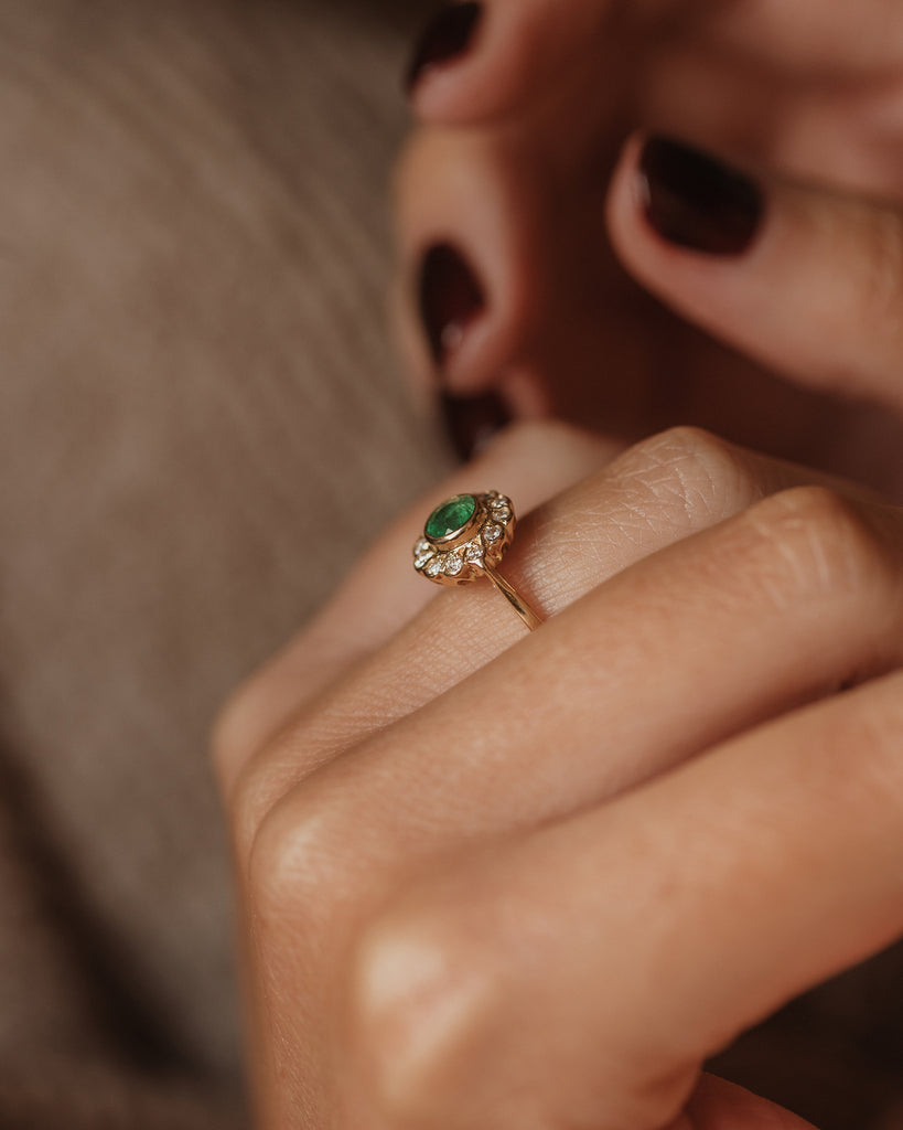 Zadie 1989 Vintage 18ct Gold Emerald & Diamond Cluster Ring