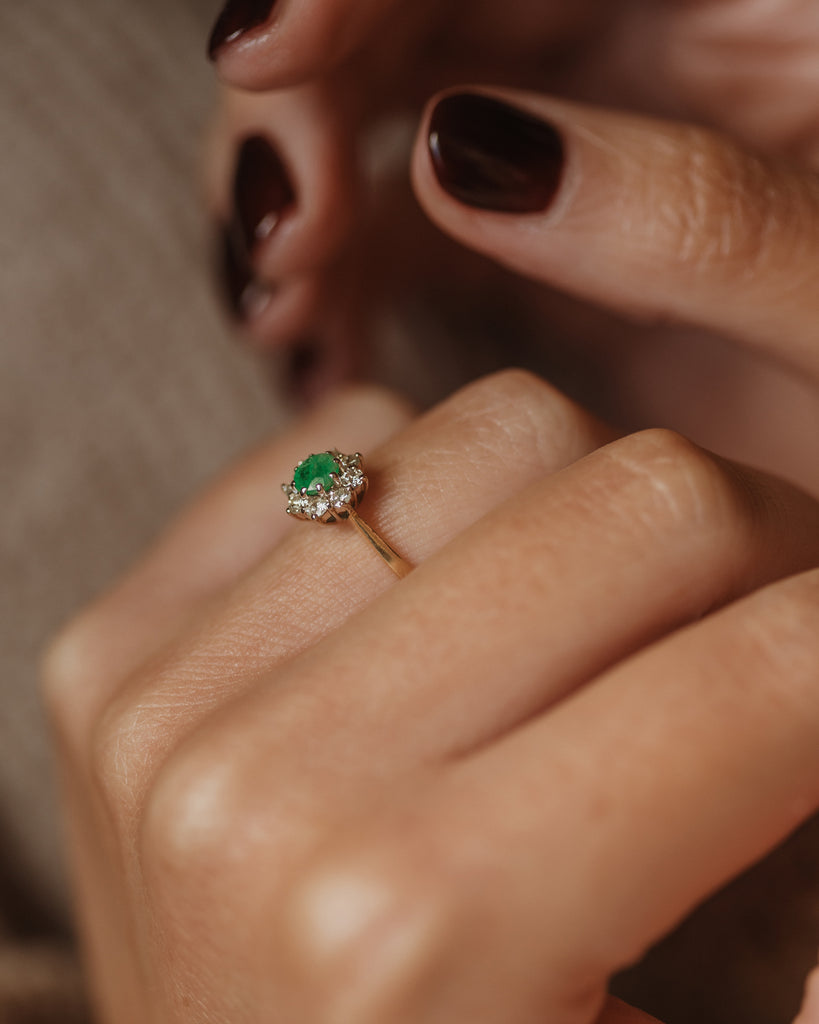 Avigail 1976 Vintage 18ct Gold Emerald & Diamond Cluster Ring