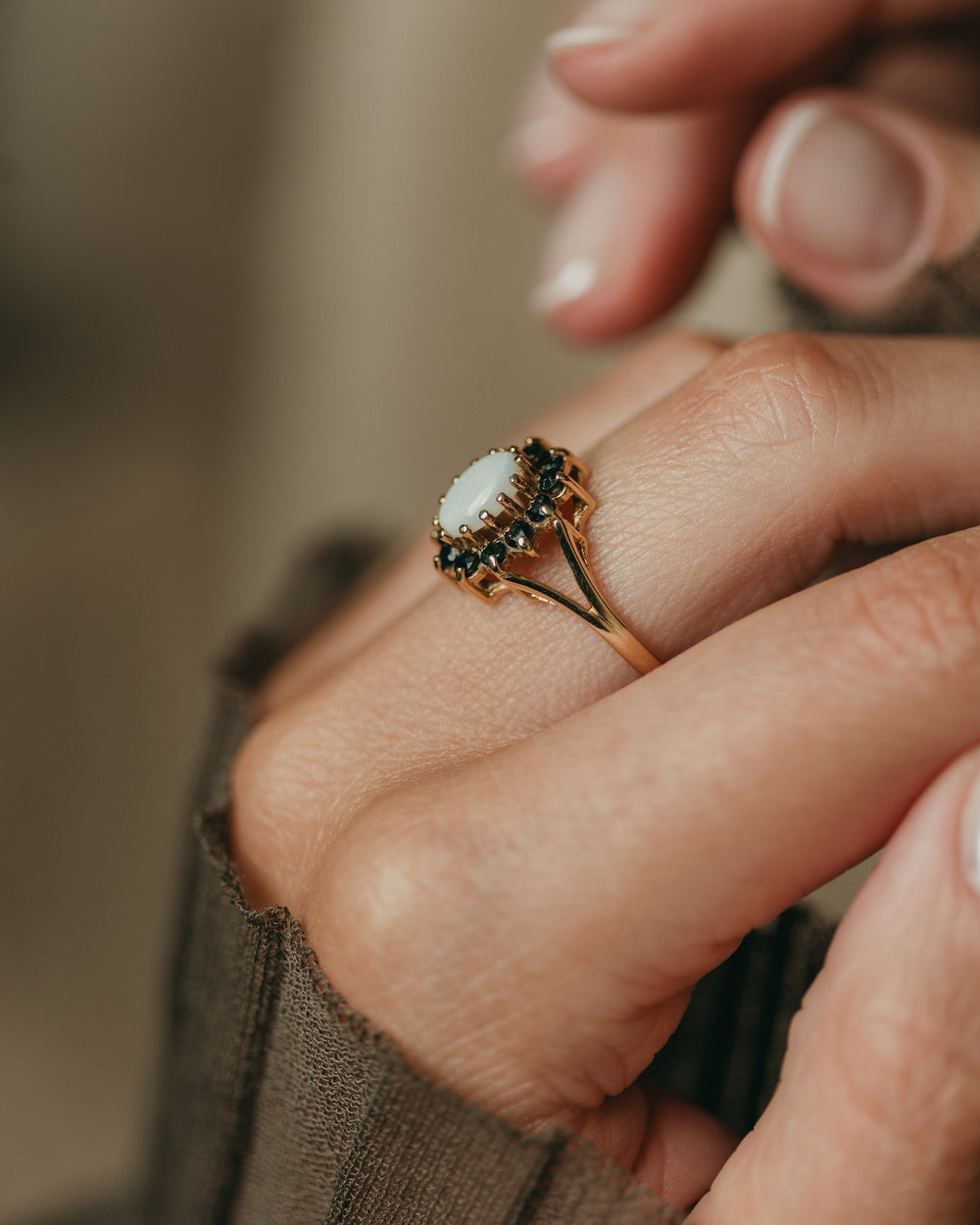 Patty Vintage 9ct Gold Opal & Sapphire Cluster Ring