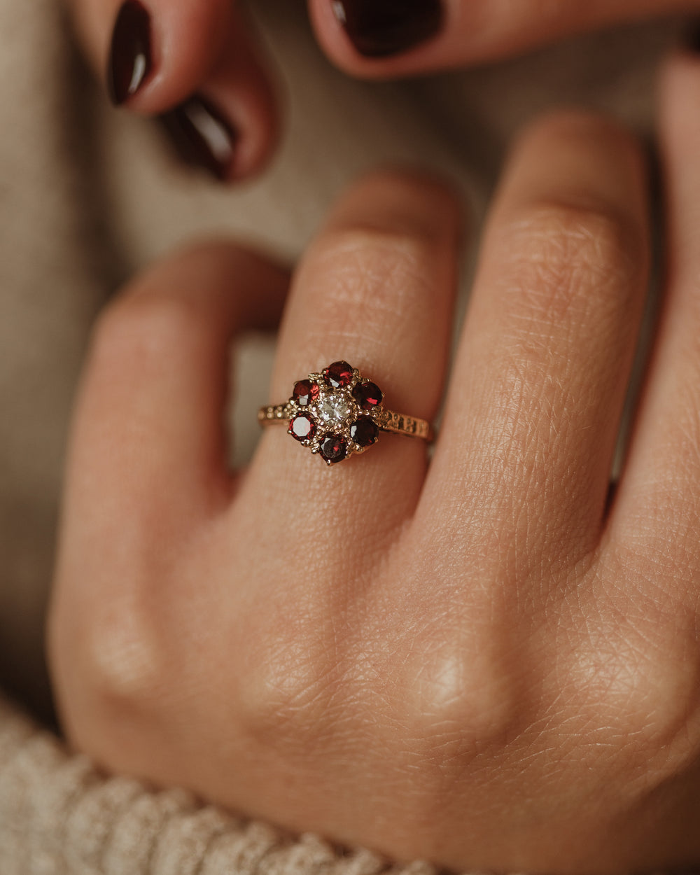 Martine Vintage 9ct Gold Garnet & Diamond Flowerhead Cluster Ring