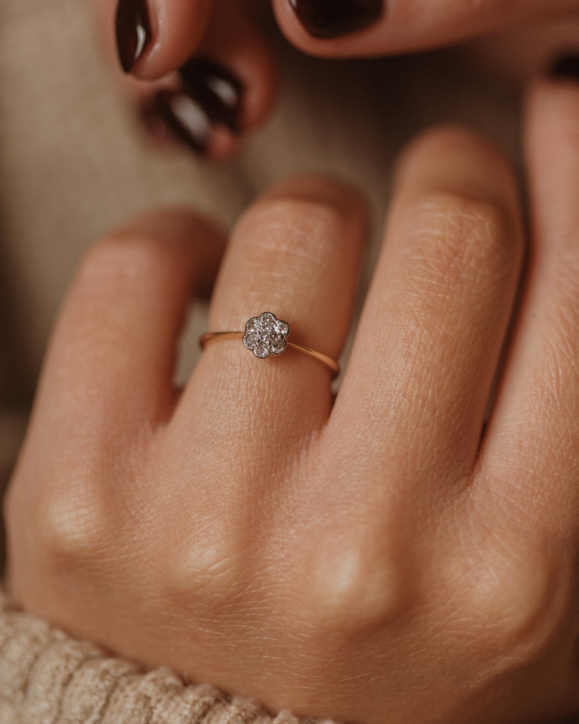Isolde Antique 18ct Gold Diamond Daisy Cluster Ring