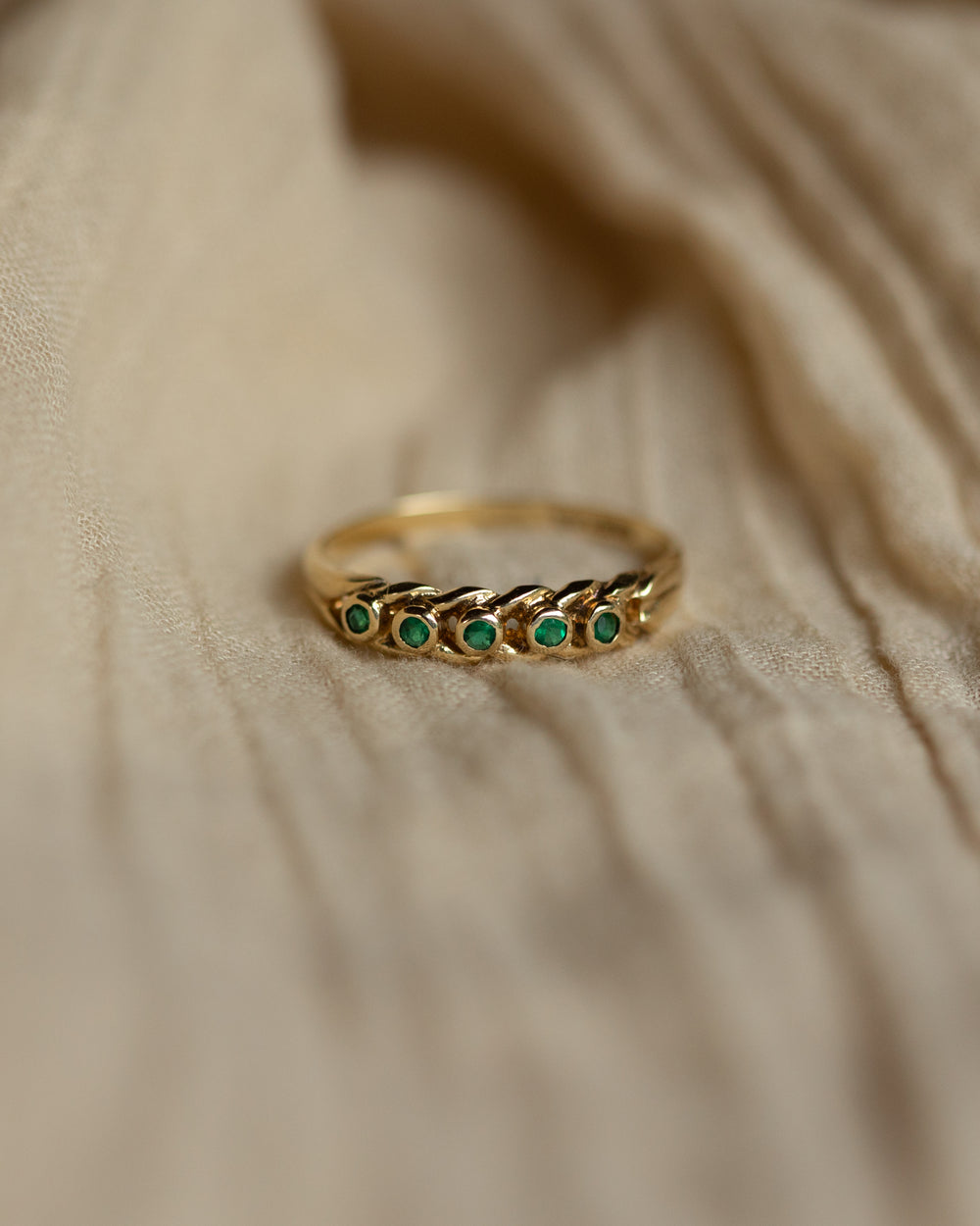Mamie Vintage 9ct Gold Emerald Five Stone Ring