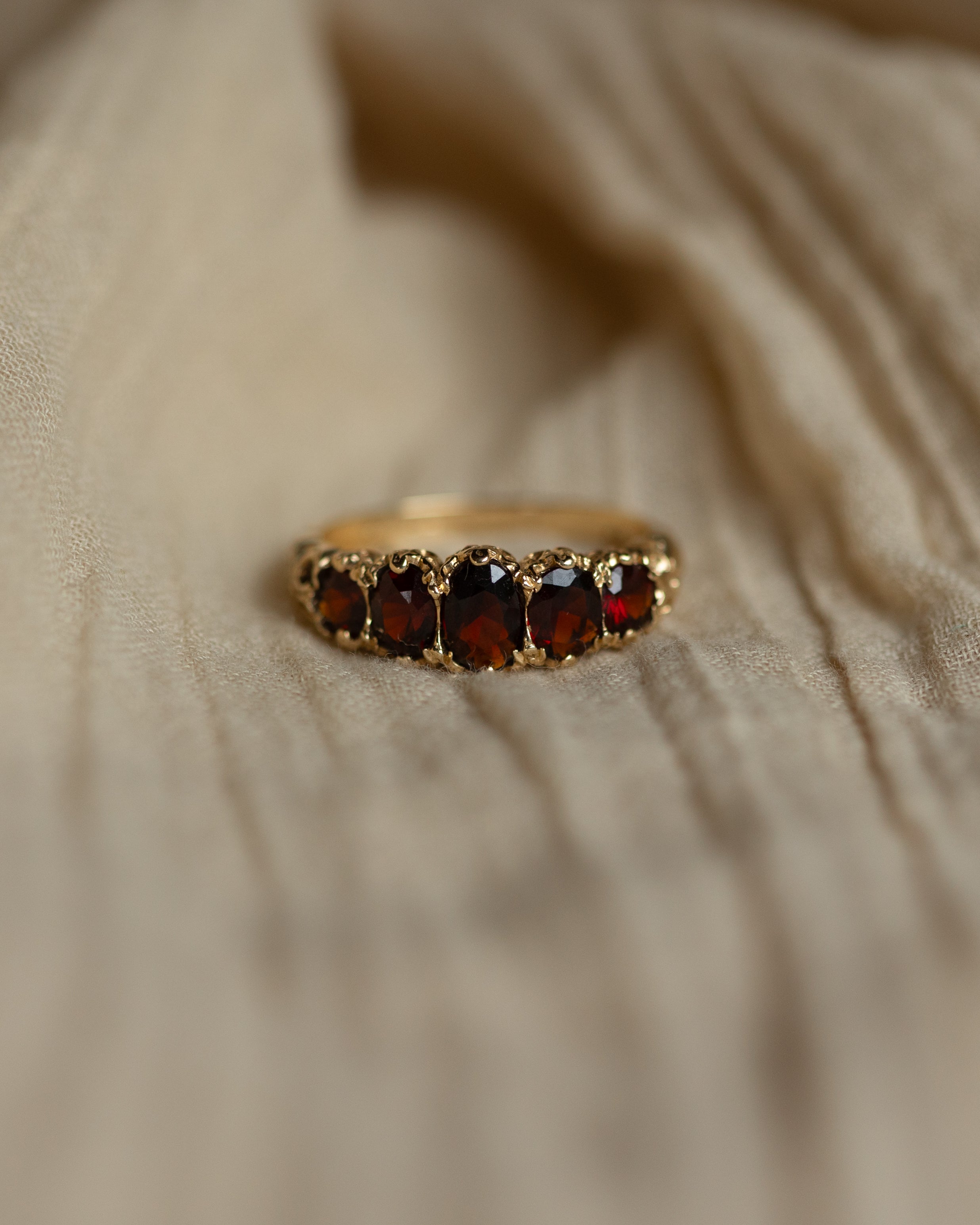 Louella 1976 Vintage 9ct Gold Garnet Five Stone Ring