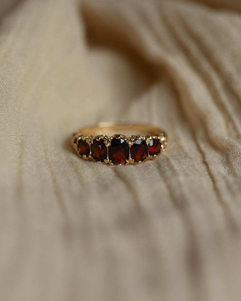 Louella 1976 Vintage 9ct Gold Garnet Five Stone Ring