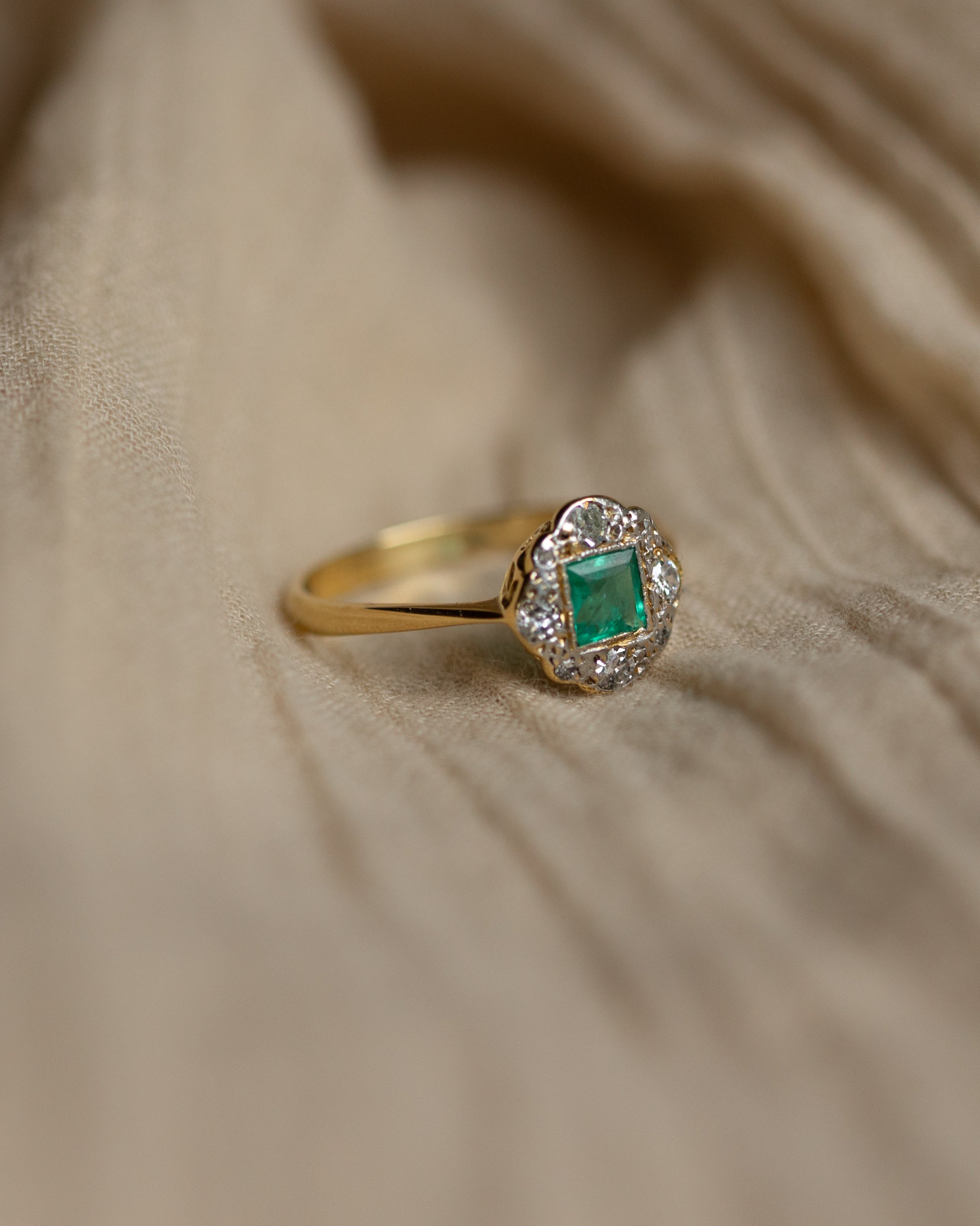 Antonella Antique Art Deco 18ct Gold Emerald & Diamond Cluster Ring