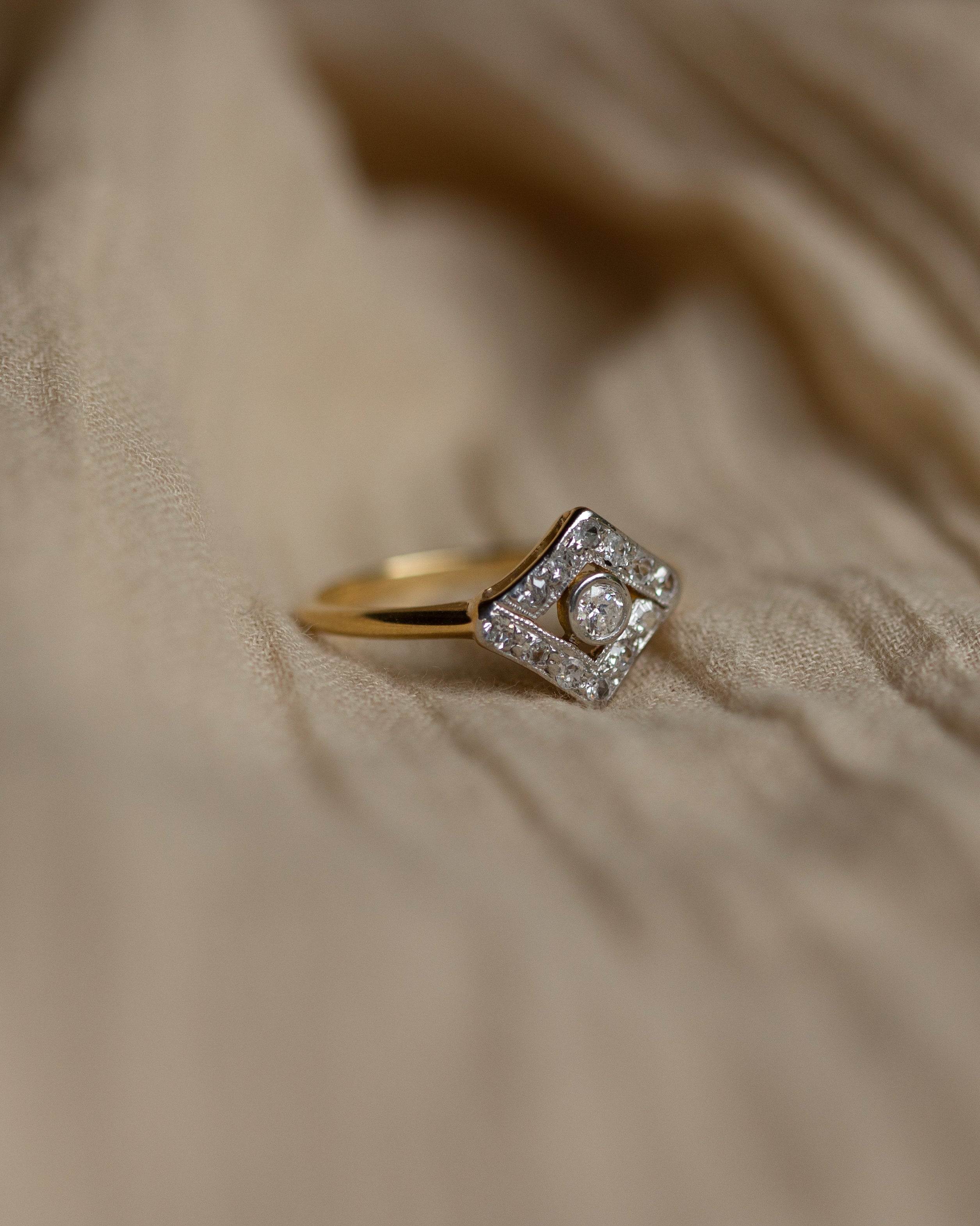 Margot Antique Art Deco 18ct Gold Diamond Kite Ring