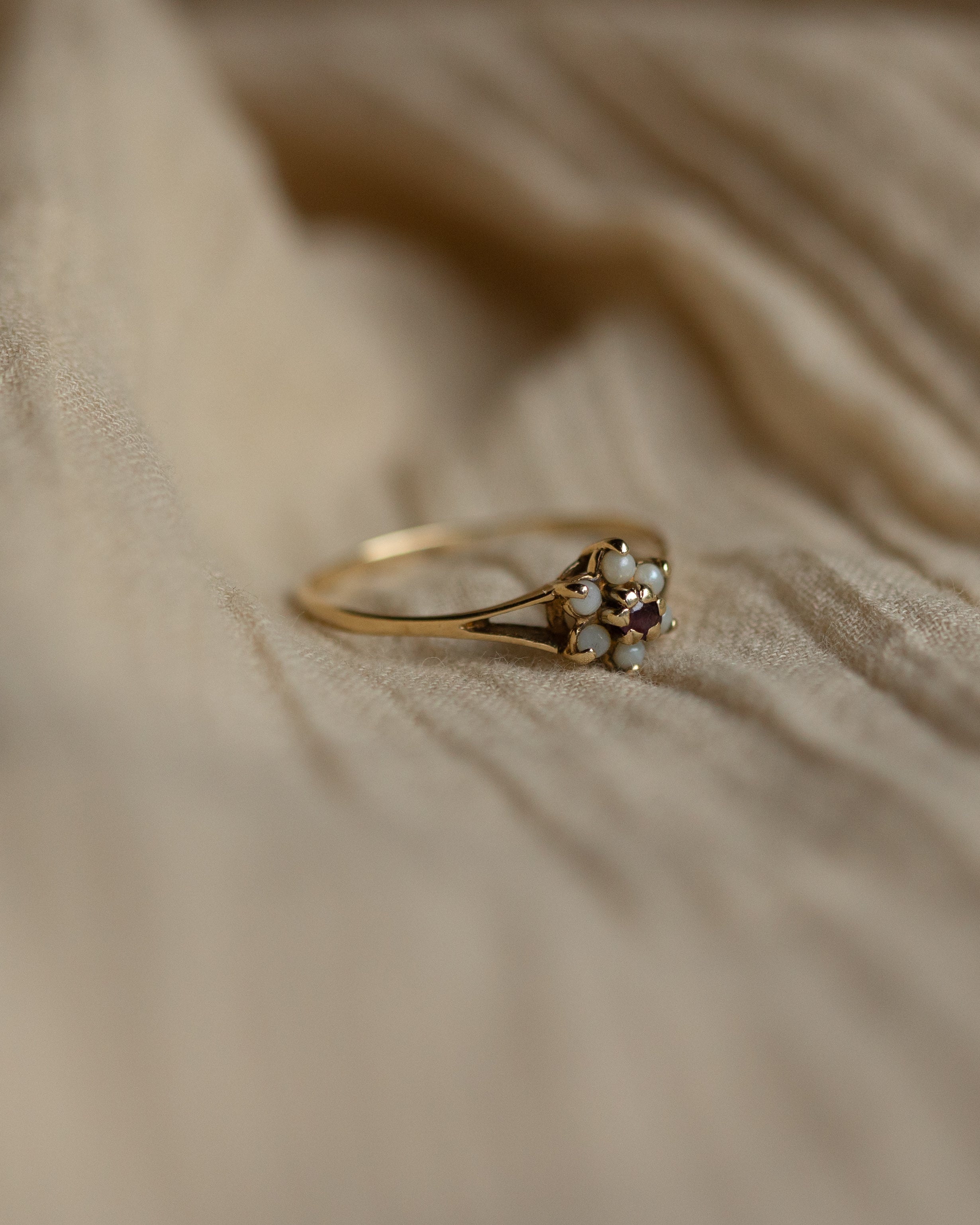 Eliza 1983 Vintage 9ct Gold Ruby & Pearl Daisy Cluster Ring