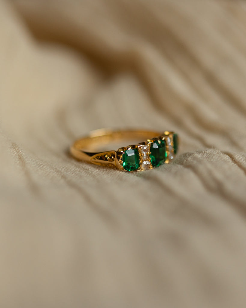Regina 1903 Antique 18ct Gold Green Paste & Diamond Trilogy Ring