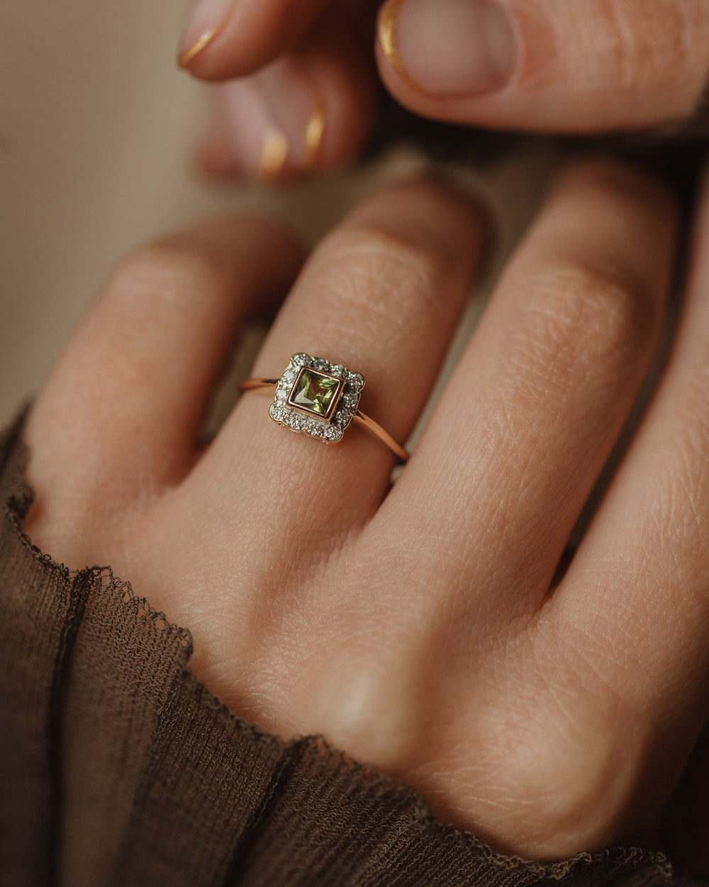 Alta Vintage 9ct Gold Peridot & Diamond Square Cluster Ring