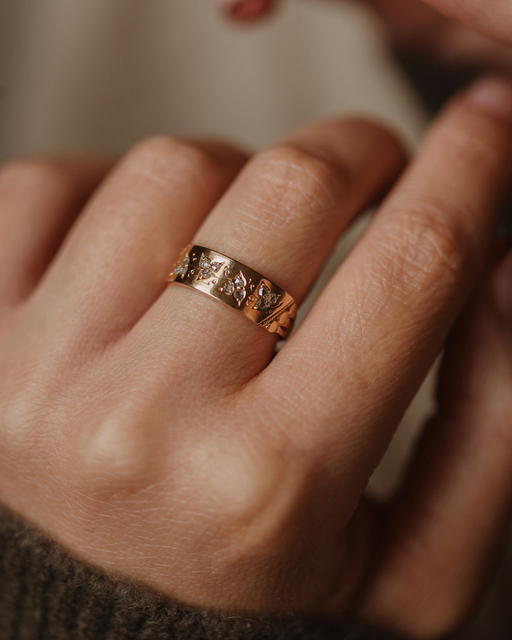 Florélie Antique 15ct Gold Botanical Diamond Band Ring