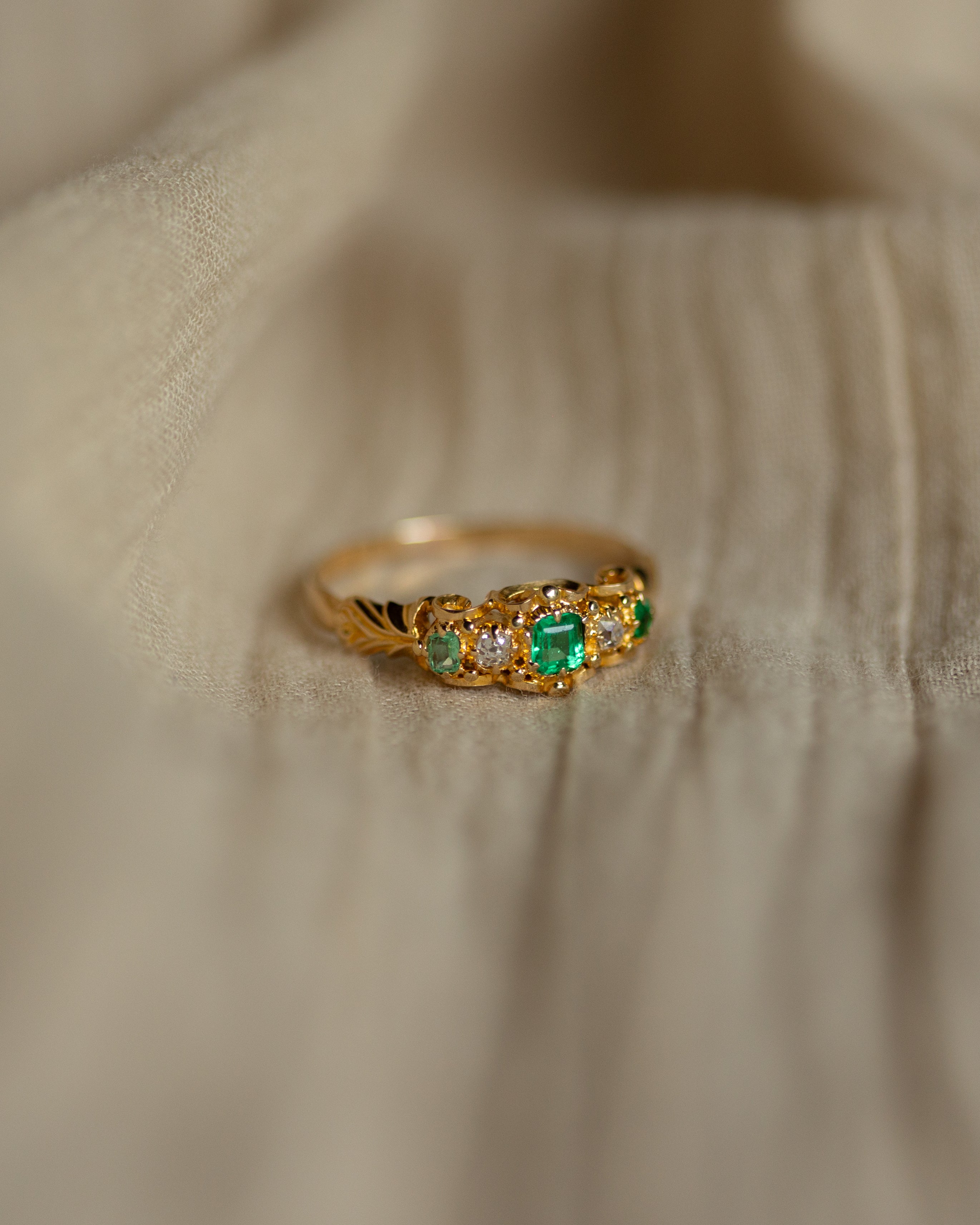 Inès Antique 18ct Gold Emerald & Diamond Five Stone Ring