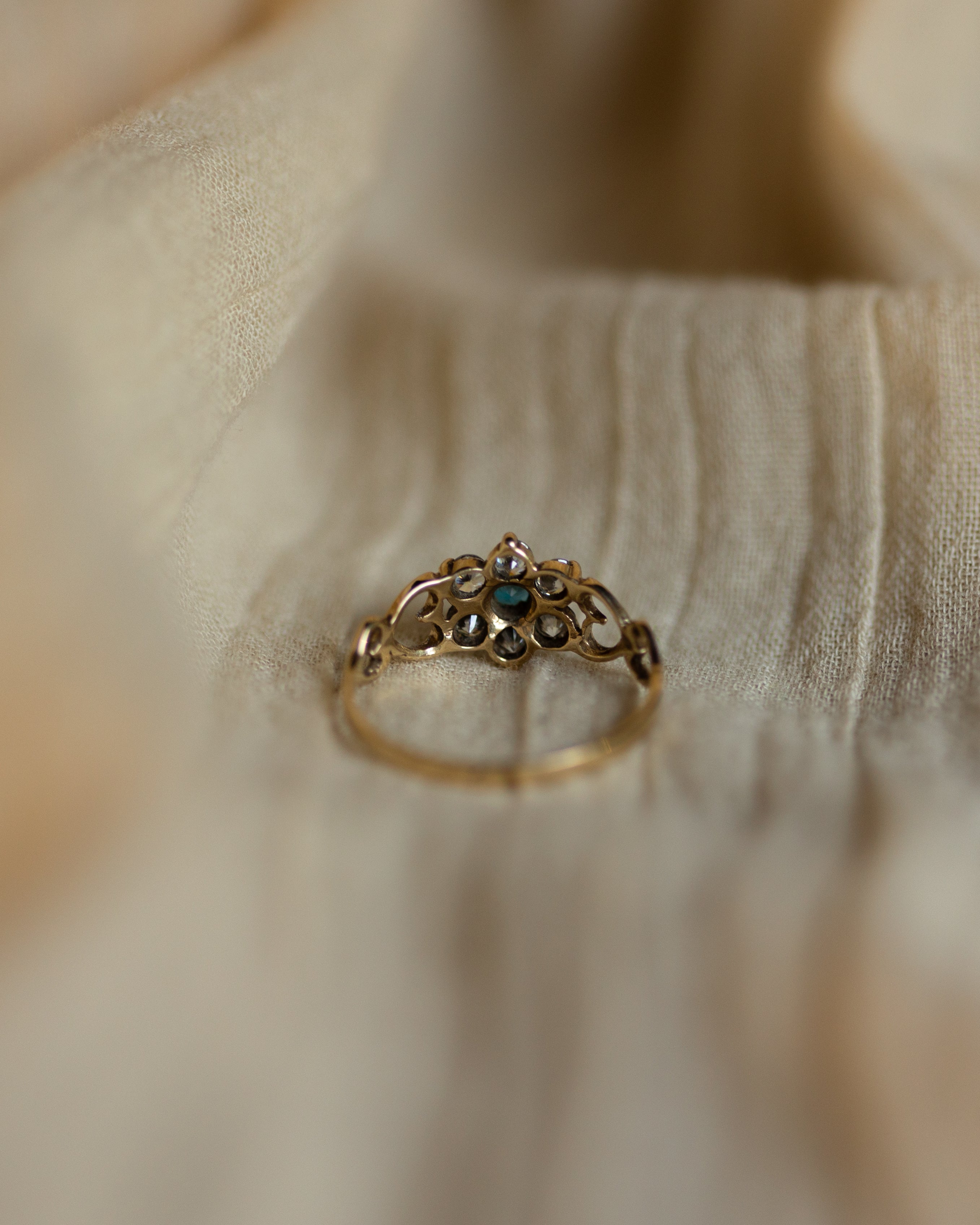 Claribel 1993 Vintage 9ct Gold Blue Topaz & CZ Flowerhead Cluster Ring