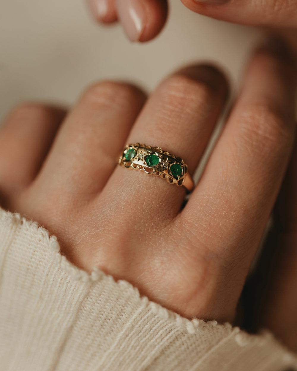 Georgia 1994 Vintage 9ct Gold Emerald & Diamond Five Stone Ring