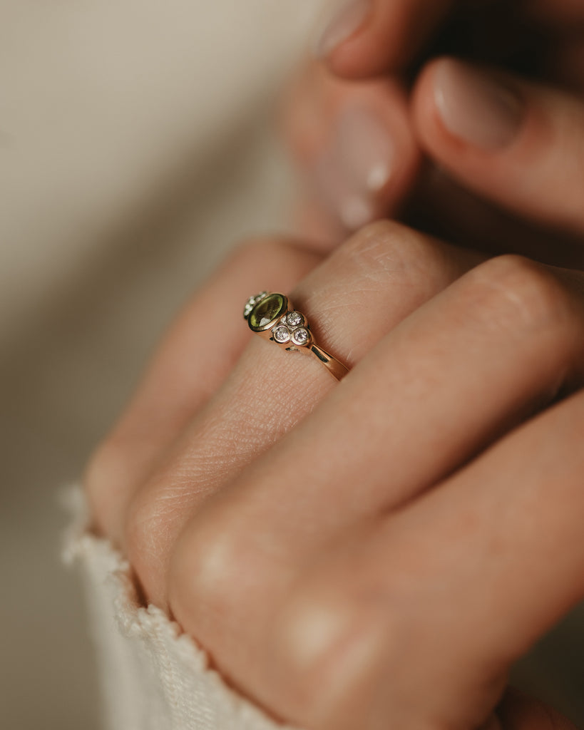 Vanessa Vintage 9ct Gold Peridot & Diamond Seven Stone Ring