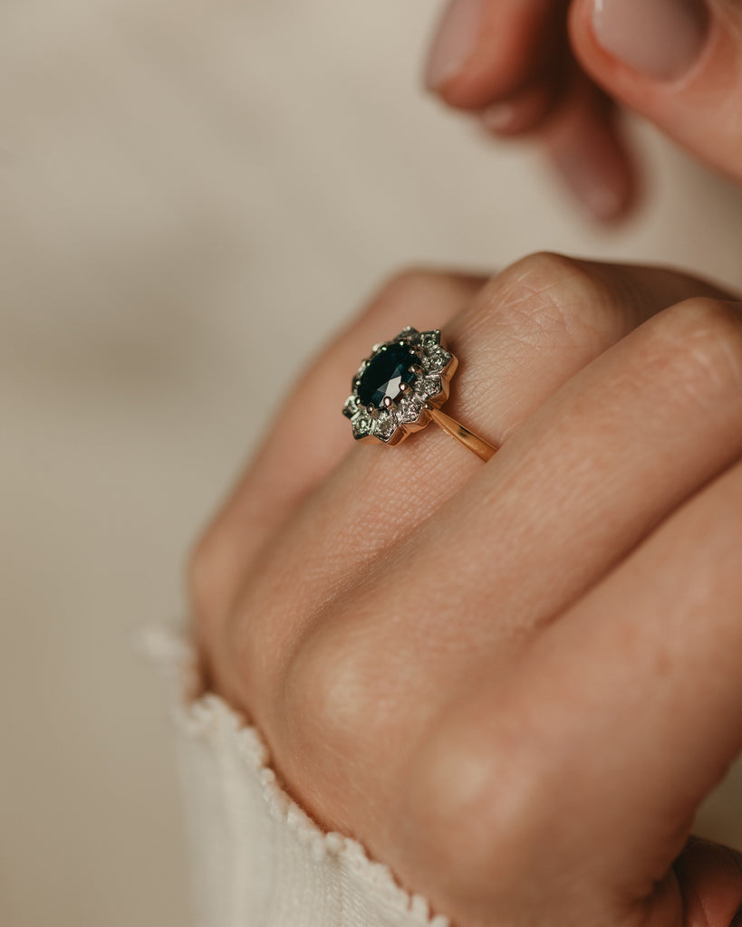 Victoria 1964 Vintage 18ct Gold Sapphire & Diamond Cluster Ring
