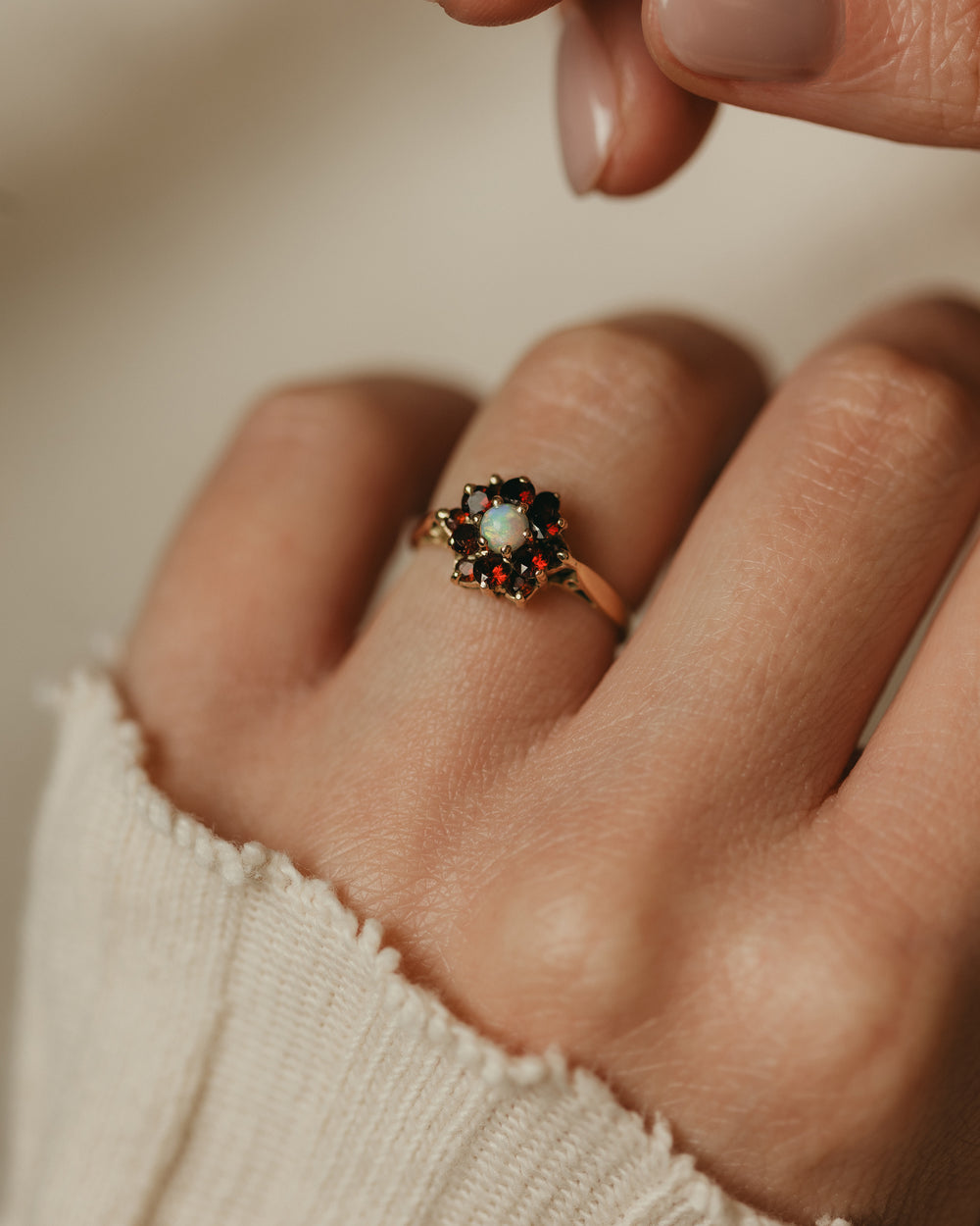 Eliana 1972 Vintage 9ct Gold Opal & Garnet Cluster Ring