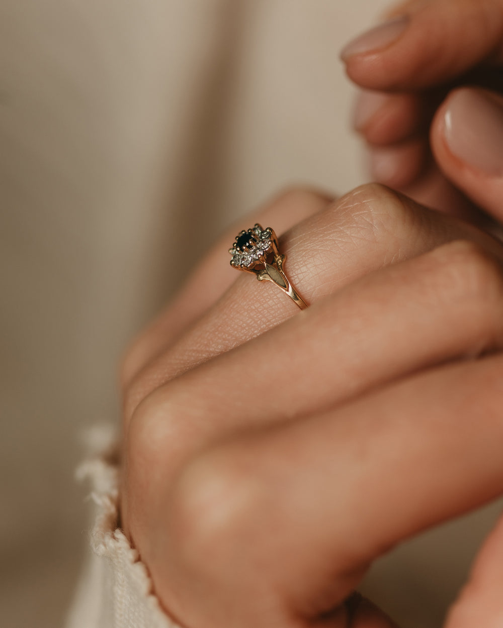 Chelsea Vintage 9ct Gold Sapphire & CZ Cluster Ring