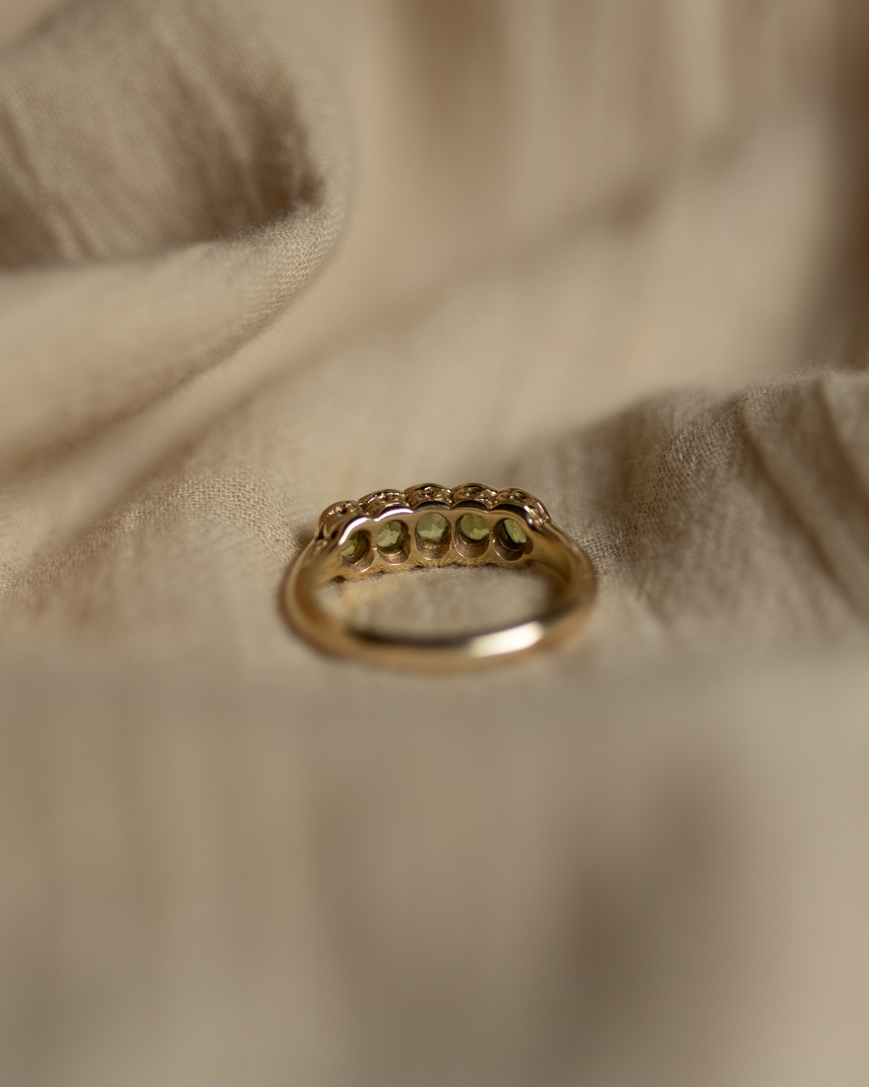 Ewa Vintage 9ct Gold Peridot Five Stone Ring