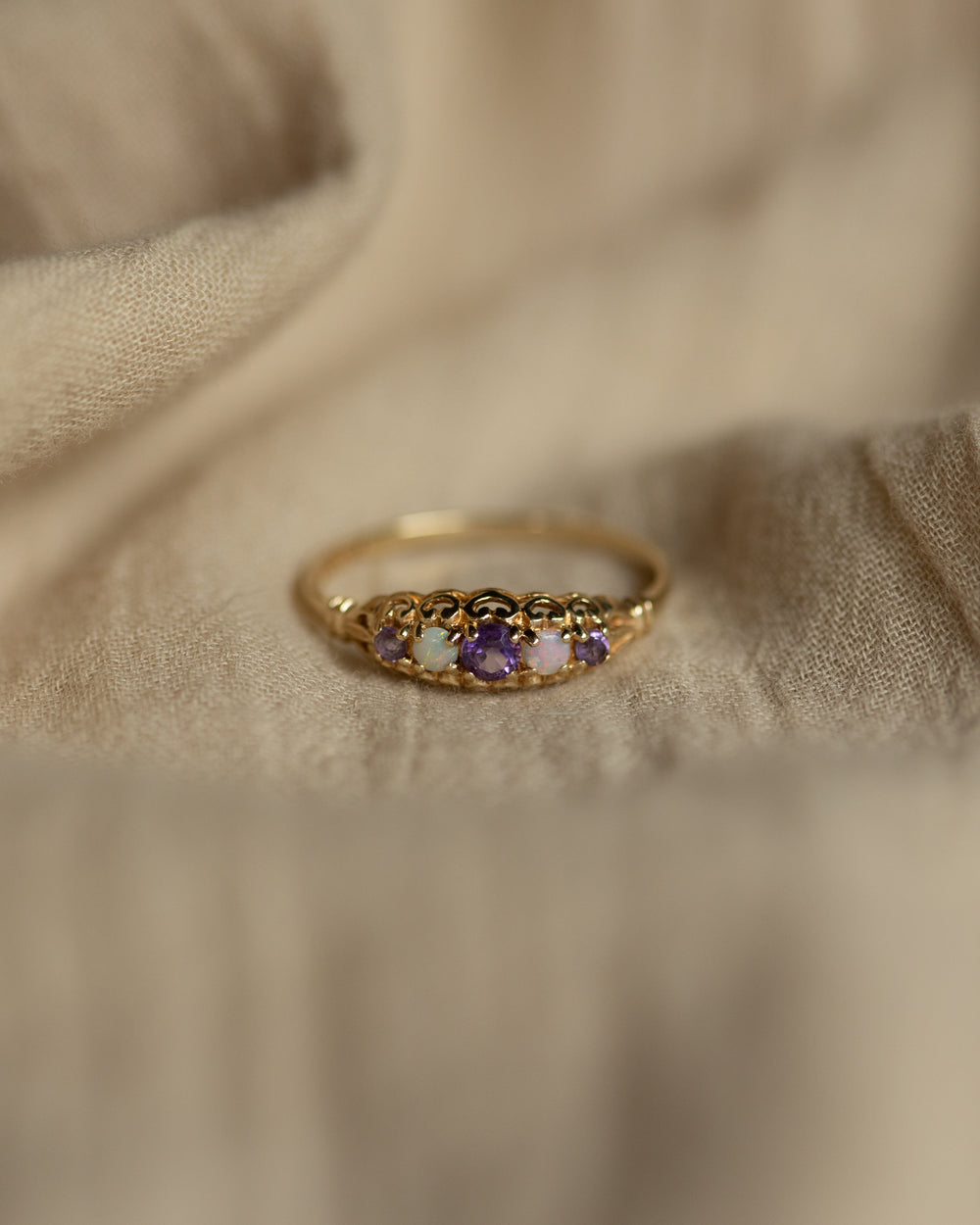 Joanna 1993 Vintage 9ct Gold Amethyst & Opal Five Stone Ring