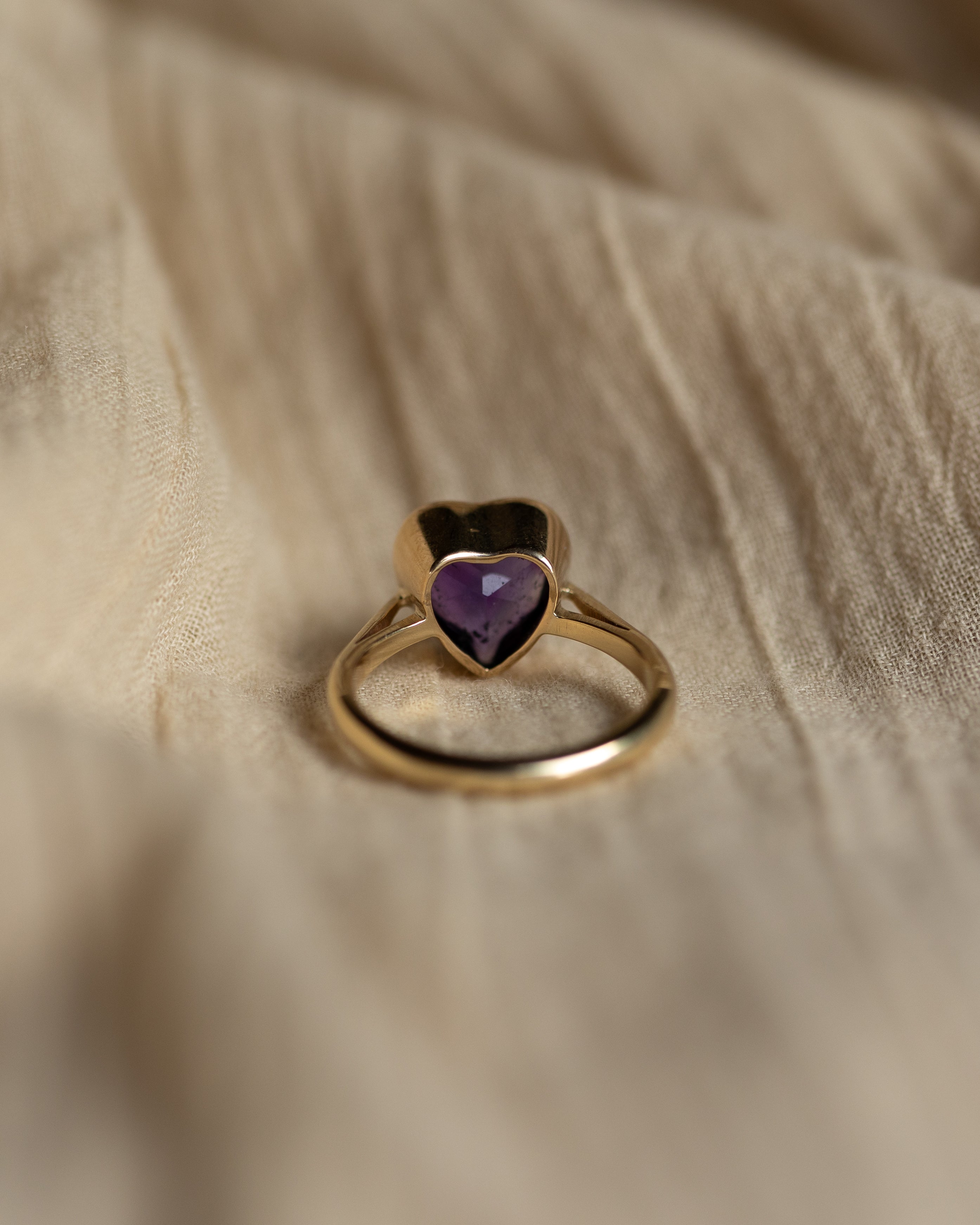 Ioana Vintage 9ct Gold Heart Shaped Amethyst Ring