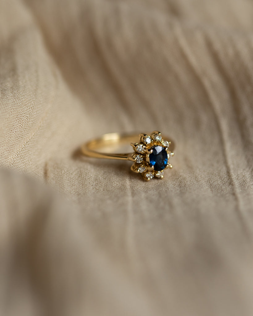 Florentina 1979 Vintage 18ct Gold Sapphire & Diamond Cluster Ring