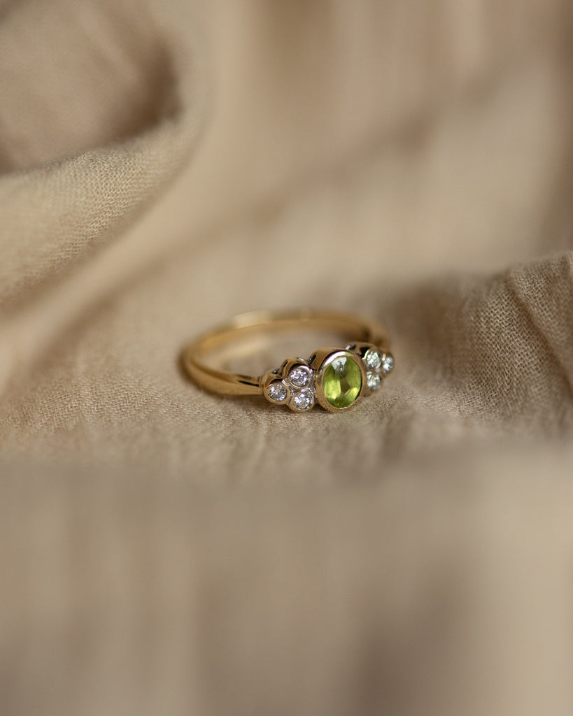 Vanessa Vintage 9ct Gold Peridot & Diamond Seven Stone Ring