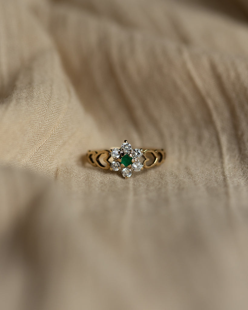 Amy 1986 Vintage 9ct Gold Emerald & CZ Flowerhead Ring