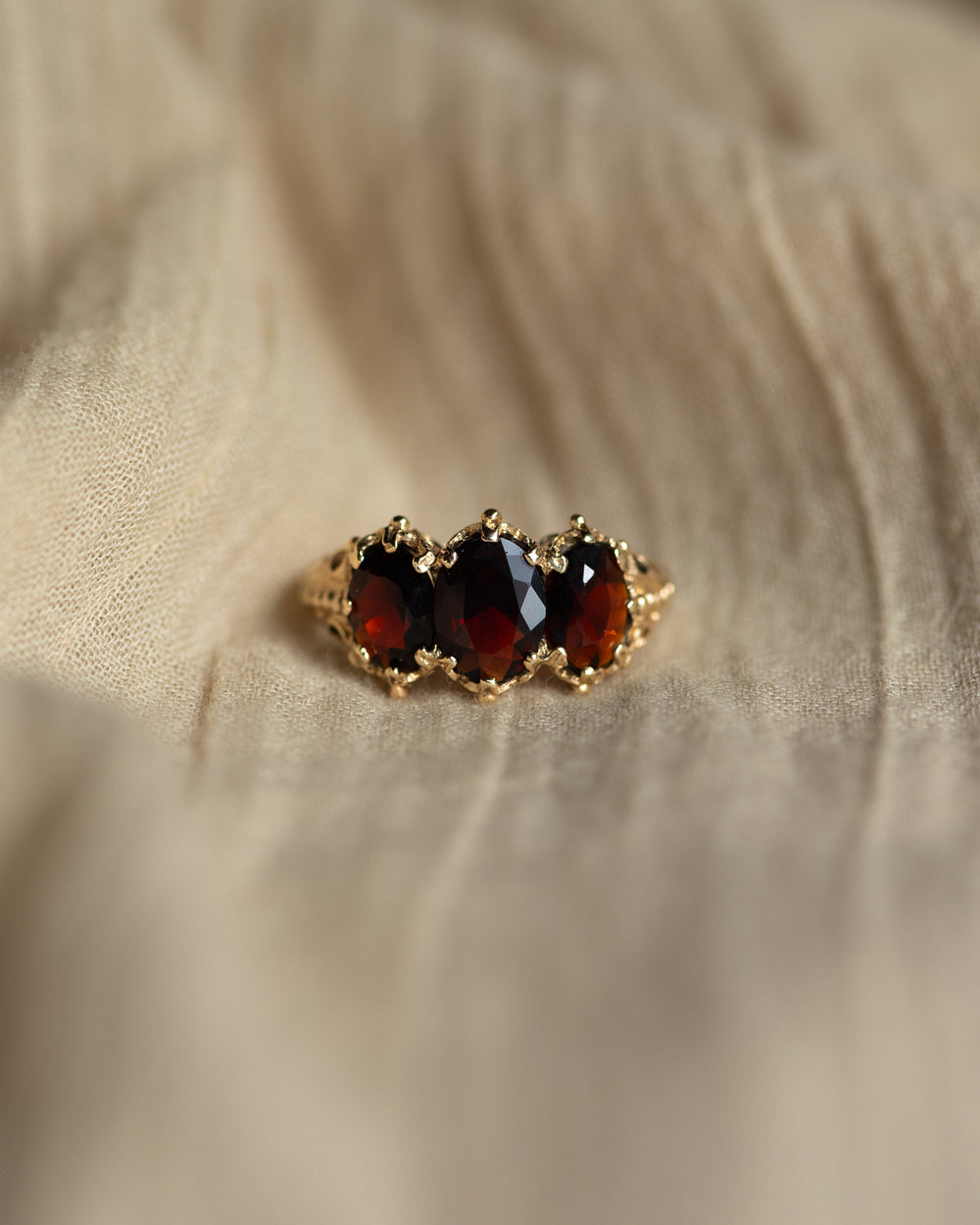 Alicia Vintage 9ct Gold Garnet Trilogy Ring