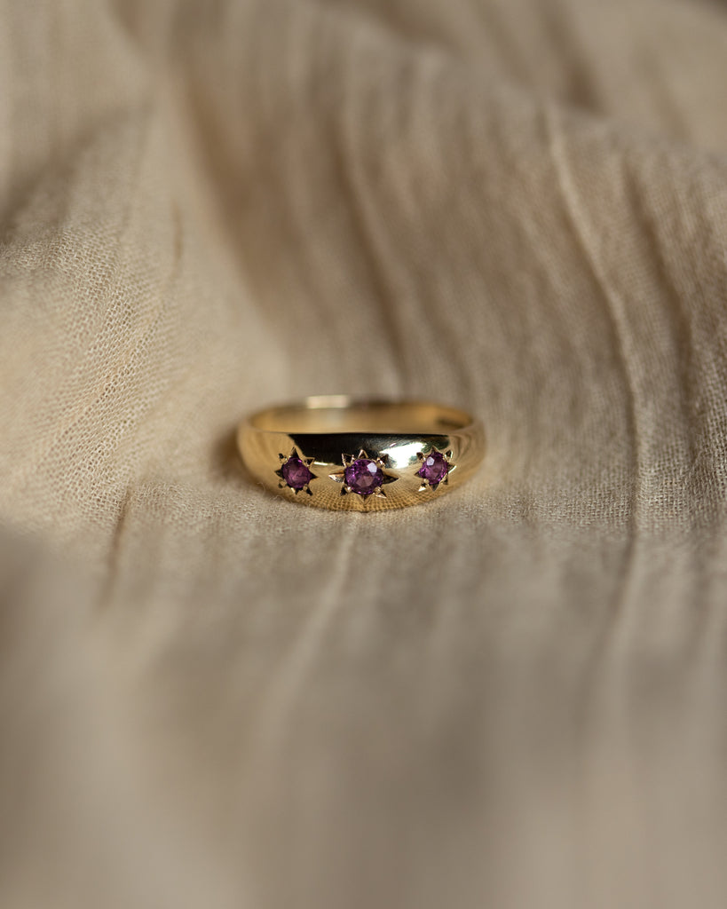 Annie 1973 Vintage 9ct Gold Ruby Trilogy Ring