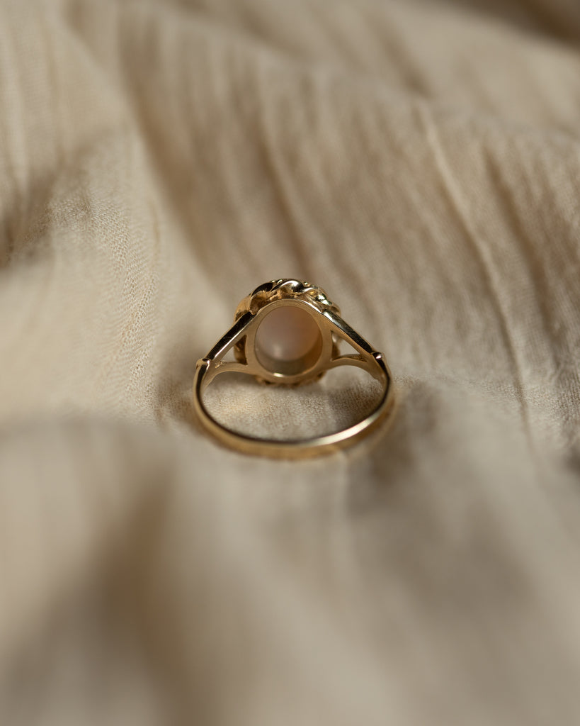 Isla Vintage 9ct Gold Opal Single Stone Ring