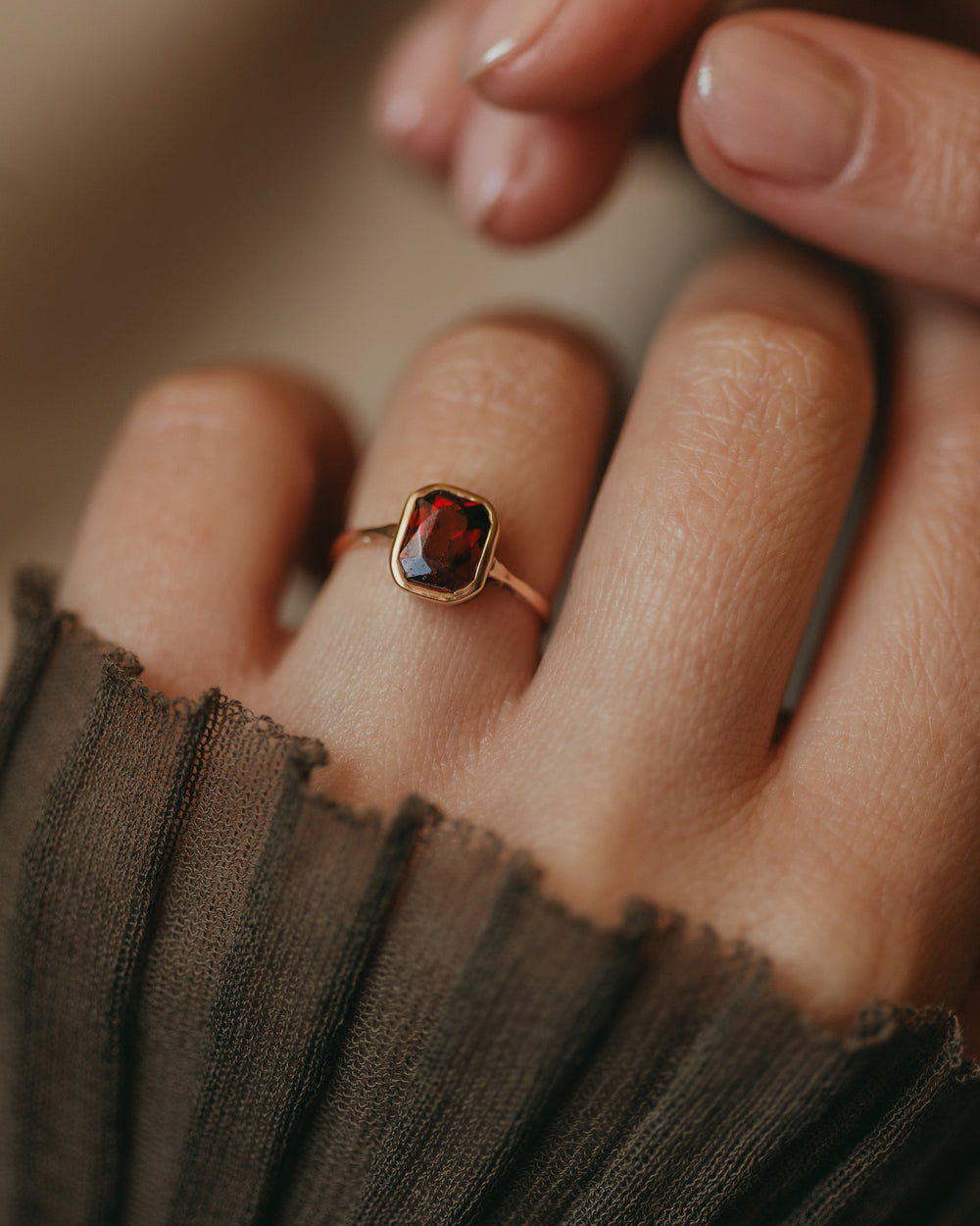 Ophelia Antique 9ct Gold Garnet Single Stone Ring