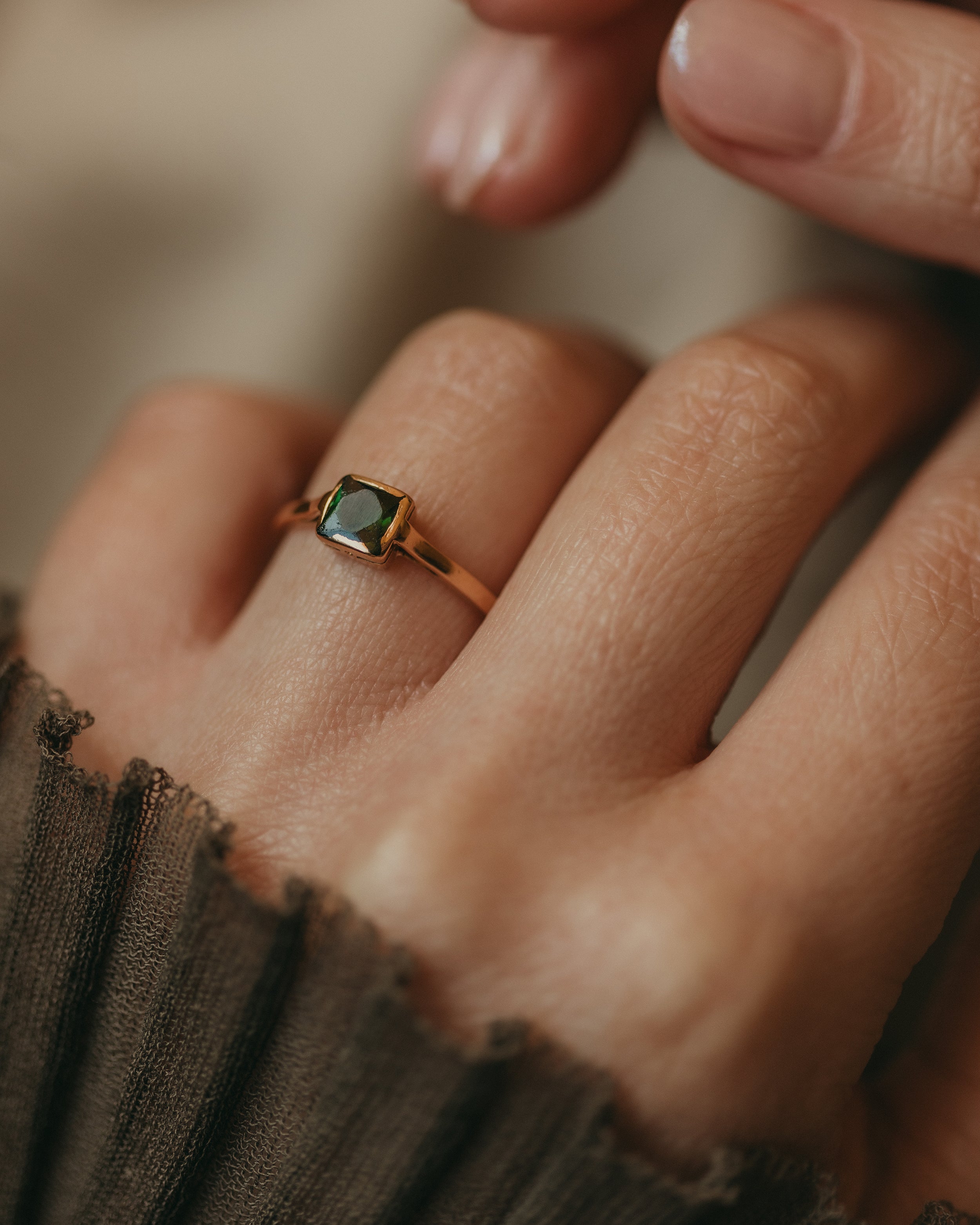 Harriet 1937 Vintage 18ct Gold Tourmaline Single Stone Ring