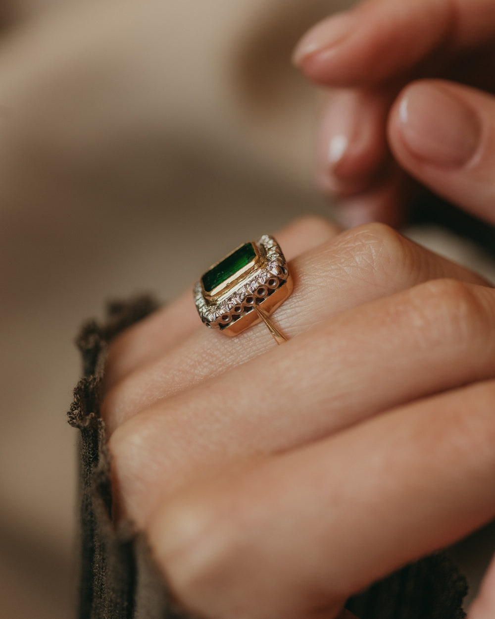 Olive Vintage 18ct Gold Emerald & Diamond Cluster Ring