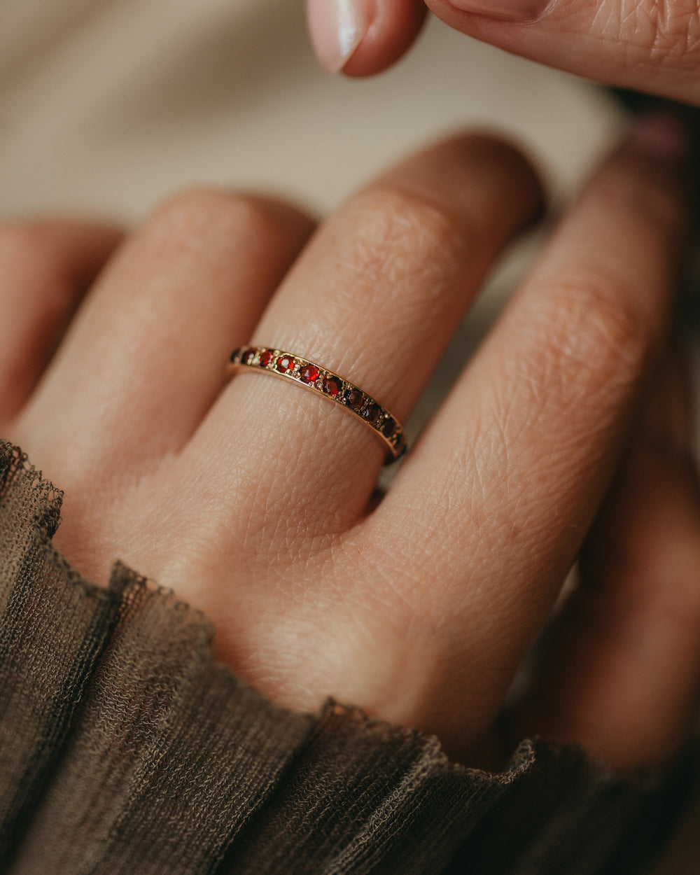 Petronella Vintage 9ct Gold Garnet Eternity Ring