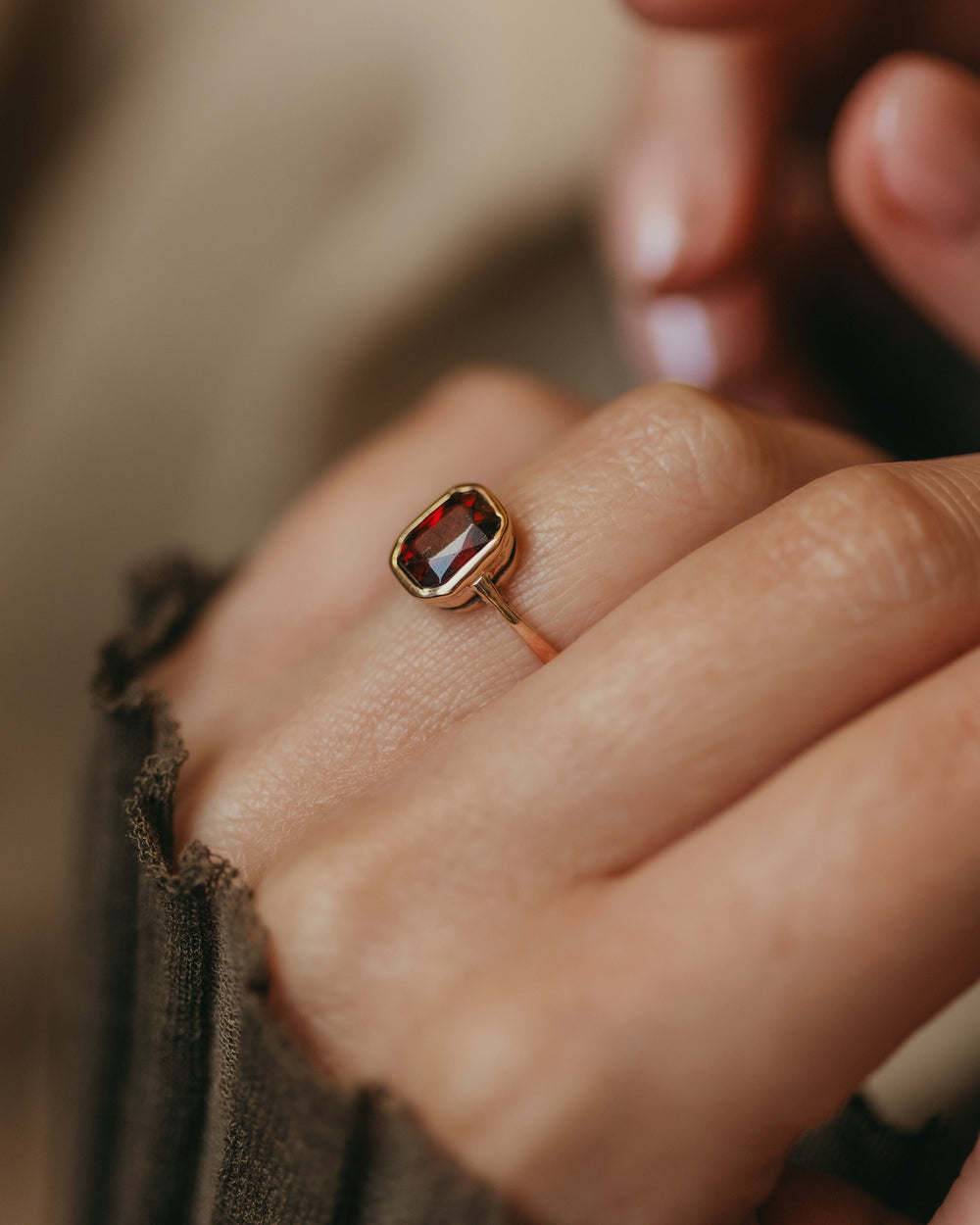 Ophelia Antique 9ct Gold Garnet Single Stone Ring