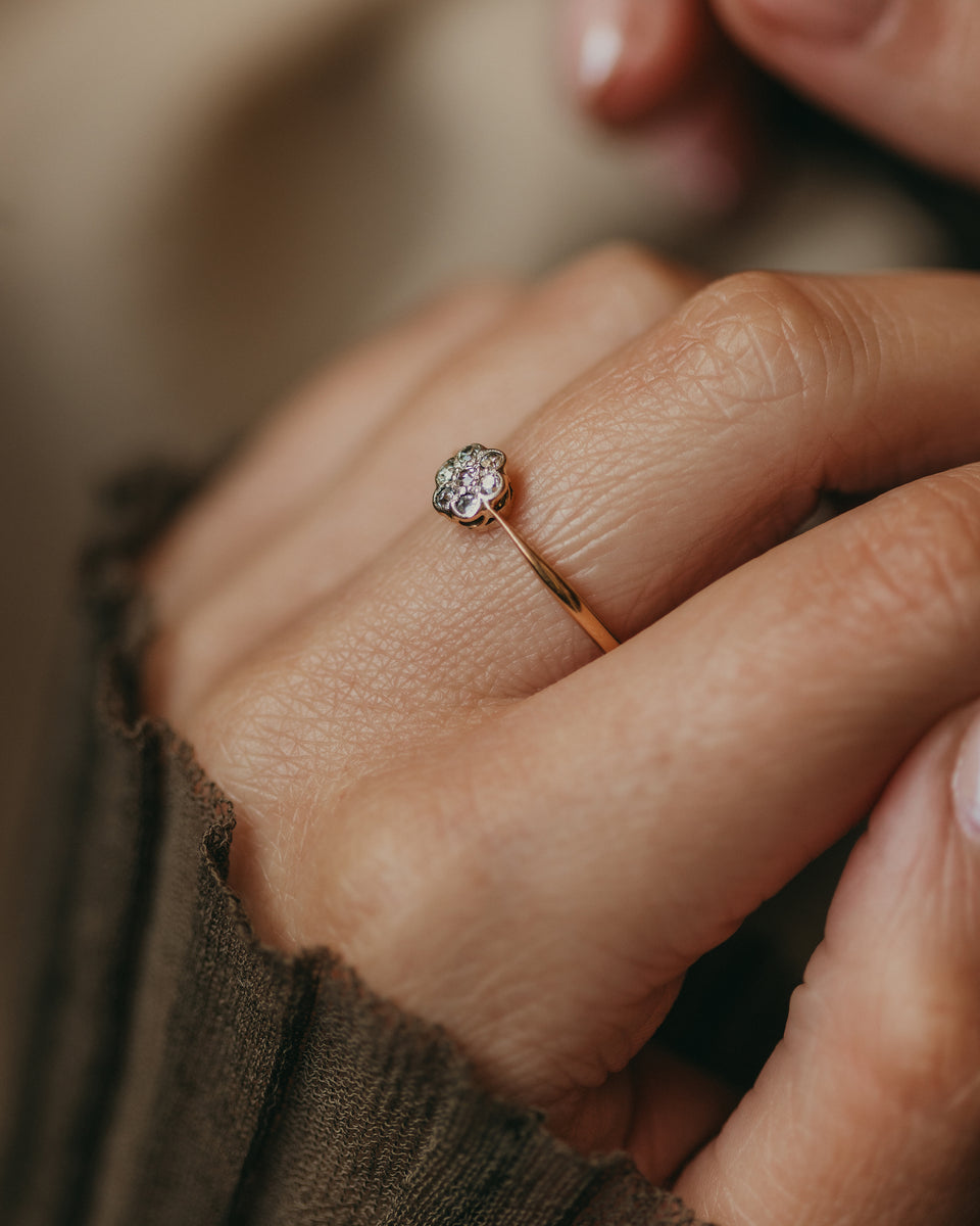 Clementine Antique 18ct Gold Diamond Daisy Cluster Ring | Rock n Rose