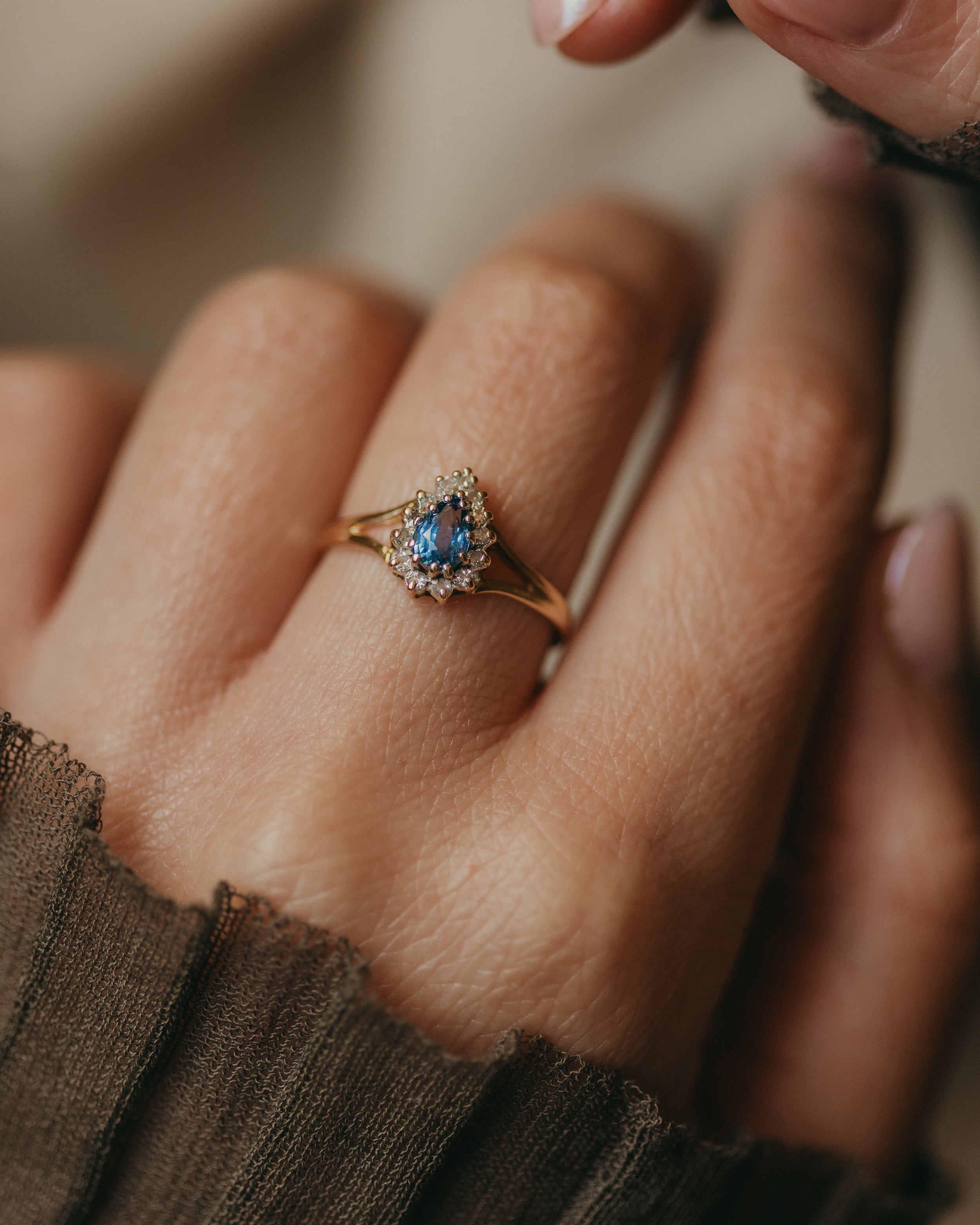 Image of Dulcie 1989 Vintage 9ct Gold Topaz & Diamond Pear Cluster Ring