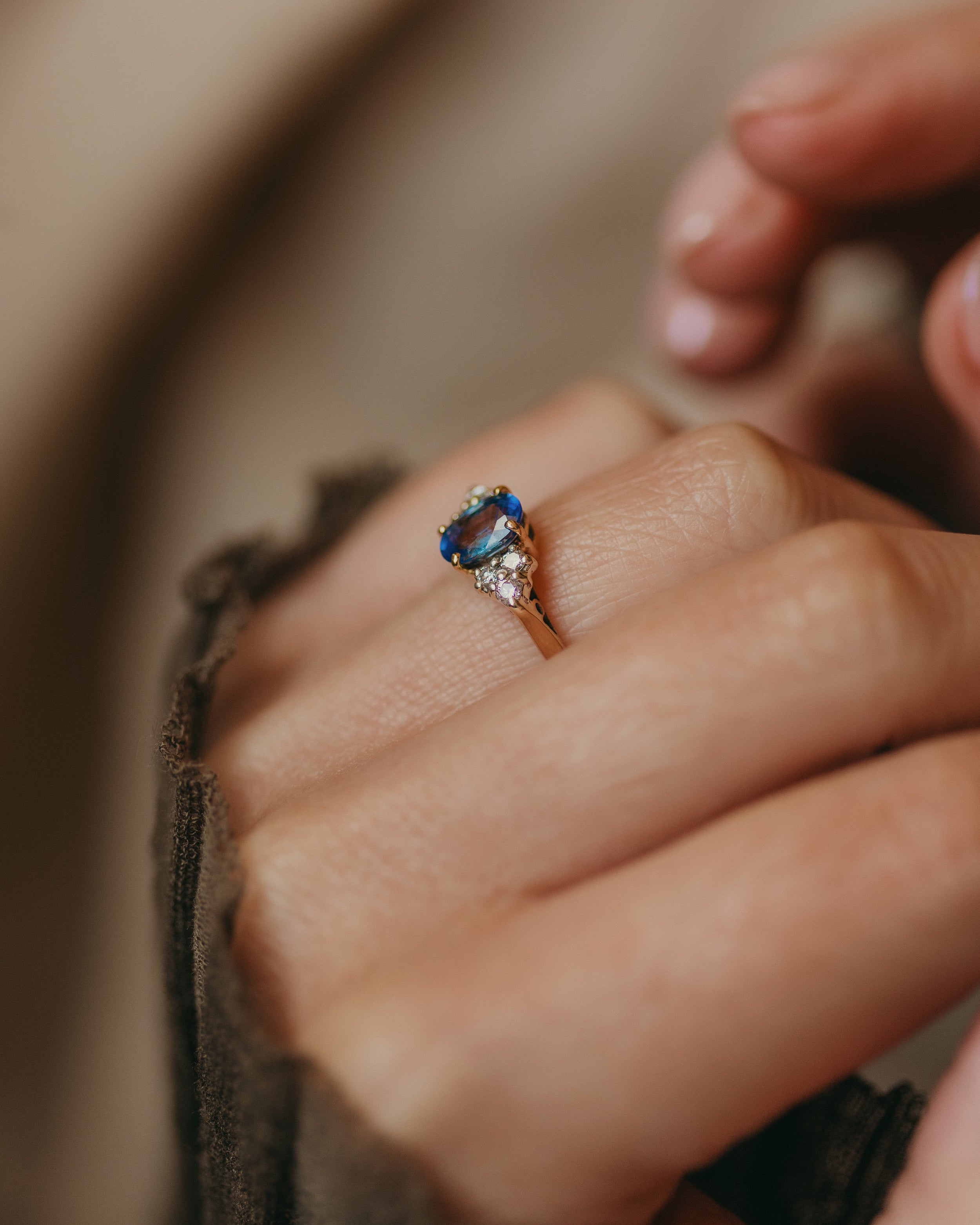 Blanche Vintage 9ct Gold Sapphire & Diamond Cluster Ring