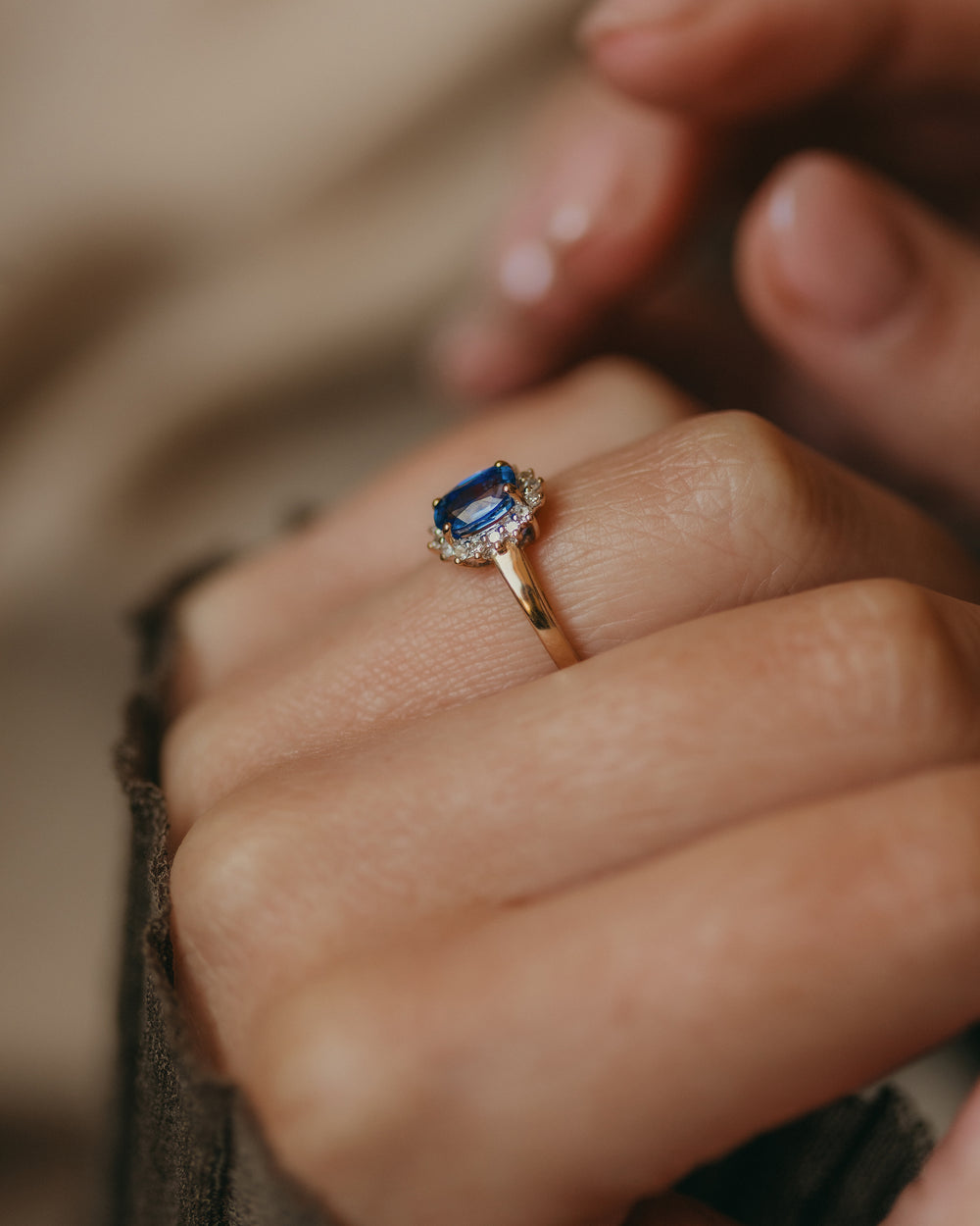 Hester Vintage 9ct Gold Sapphire & Diamond Cluster Ring