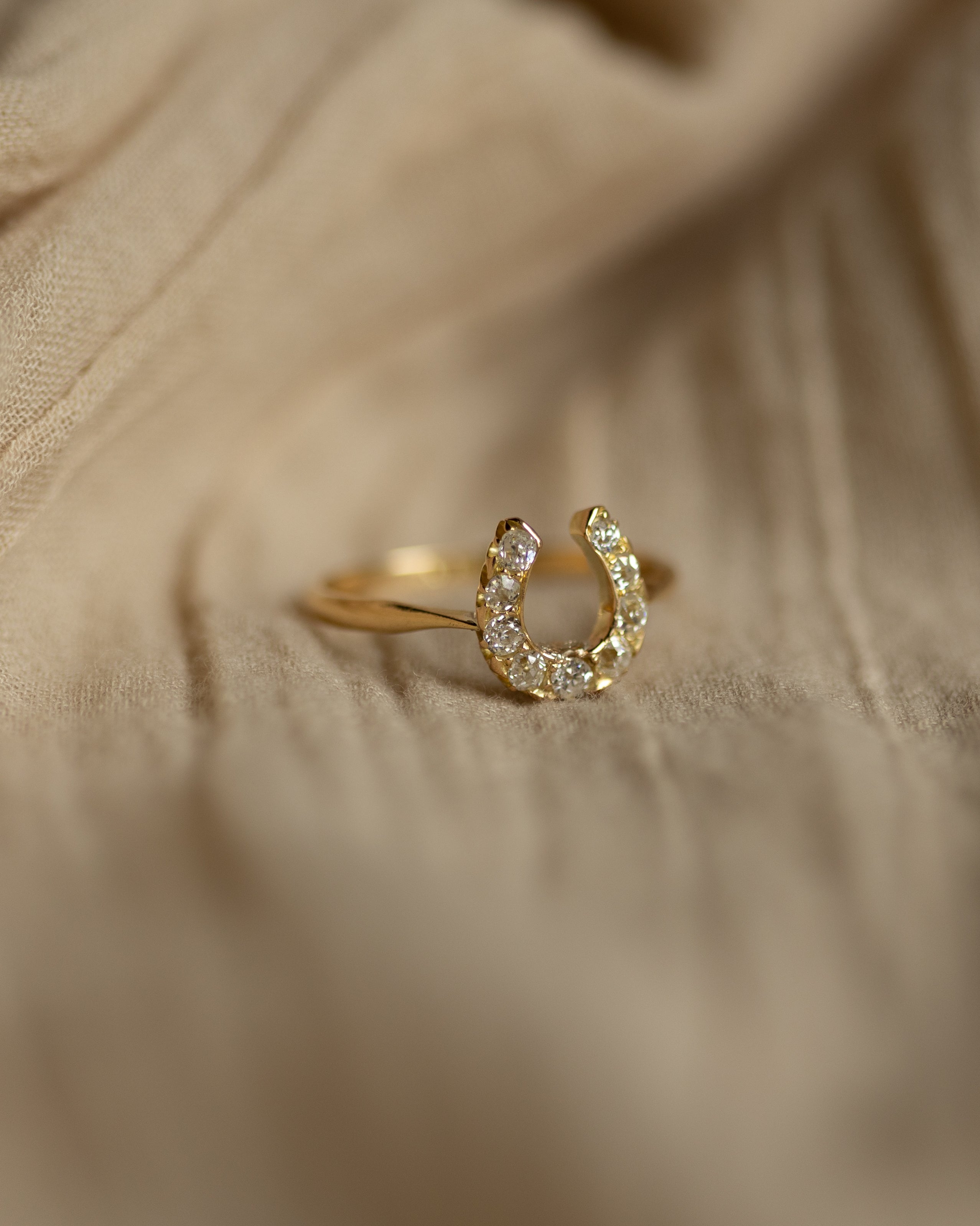 Mamie Antique 18ct Gold Diamond Horseshoe Ring