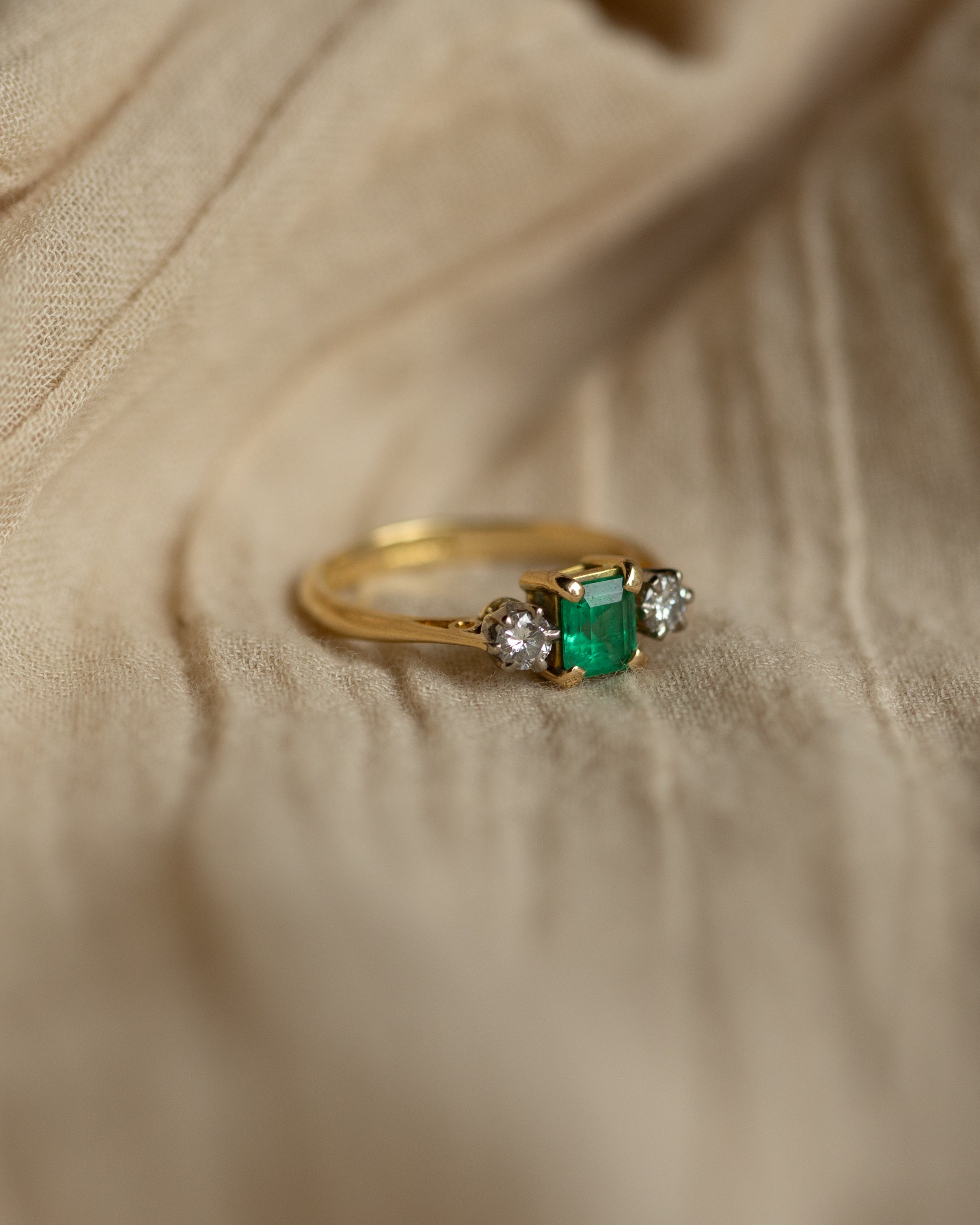 June 1996 Vintage 18ct Gold Emerald & Diamond Trilogy Ring