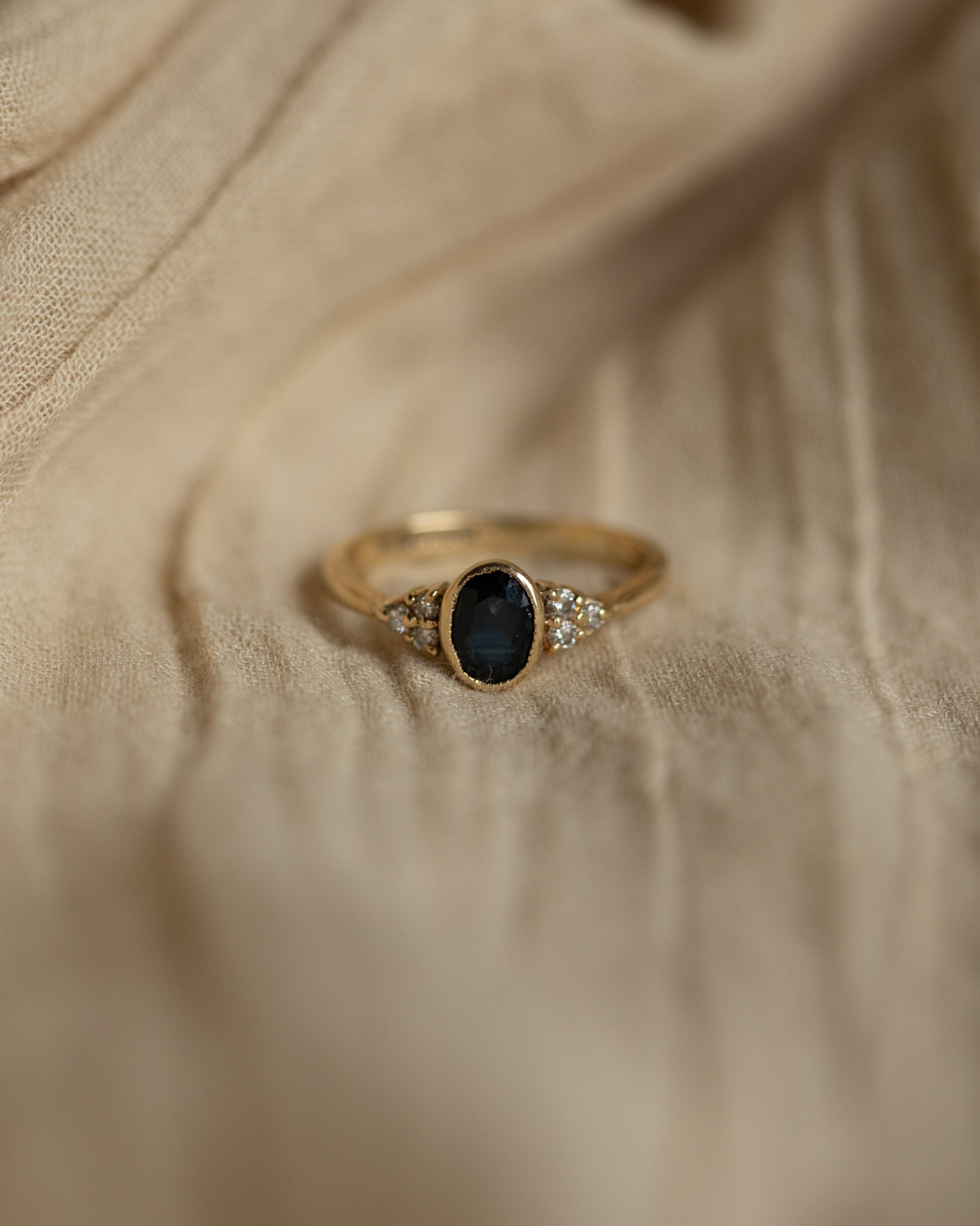 Lila 1996 Vintage 9ct Gold Sapphire & Diamond Seven Stone Ring