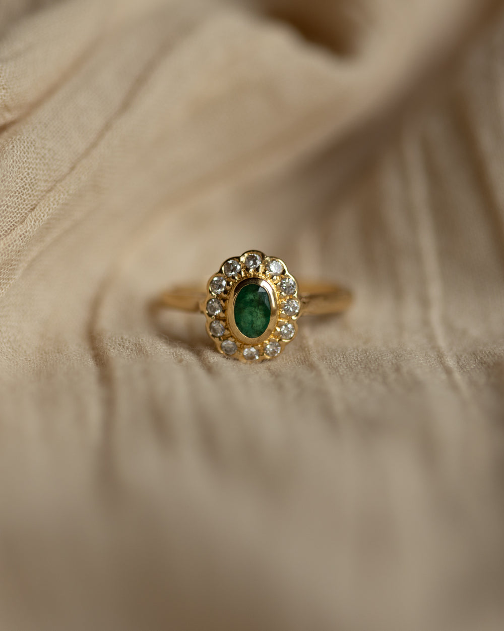 Edith Vintage 18ct Gold Emerald & Diamond Cluster Ring