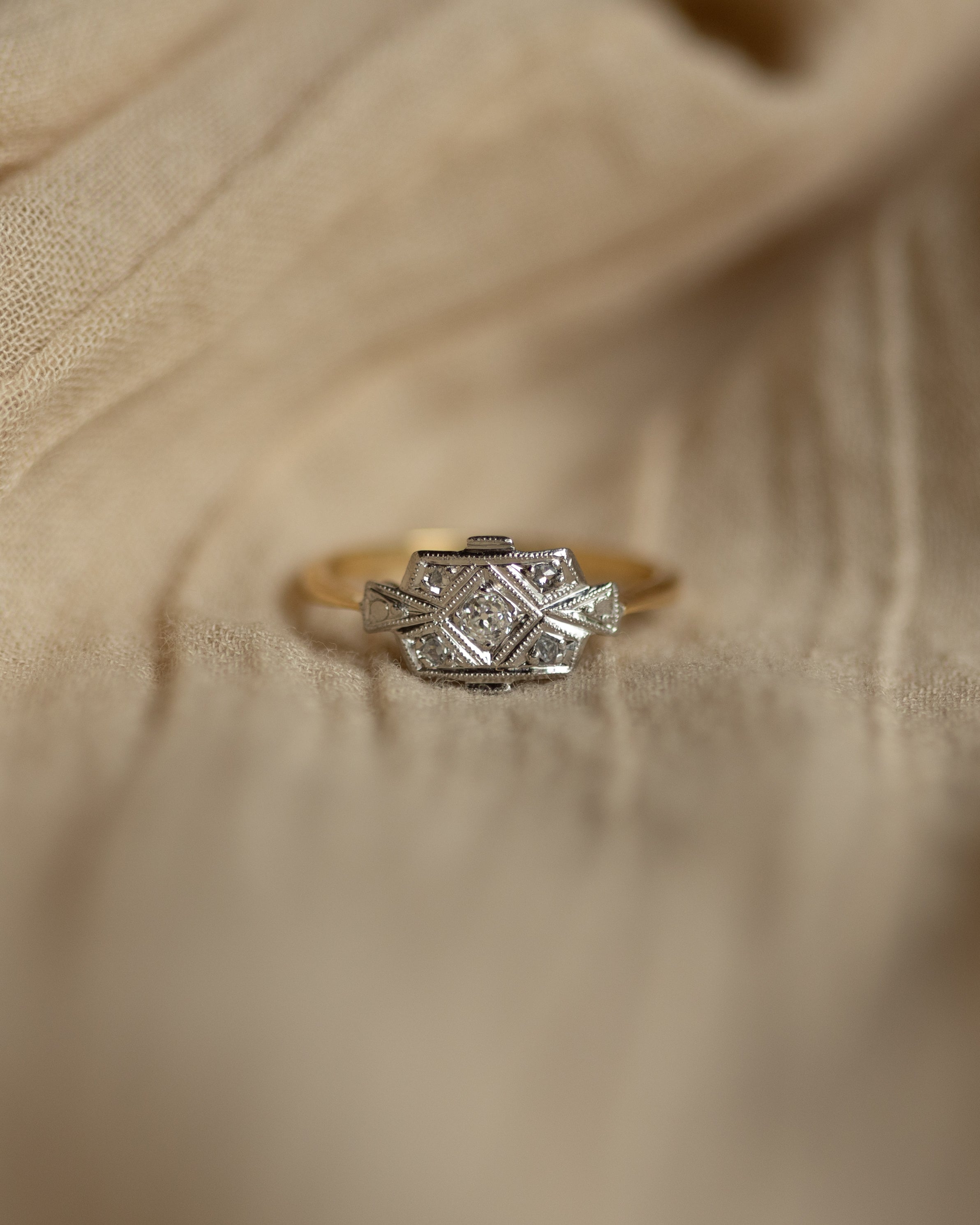 Tilda Antique Art Deco 18ct Gold Diamond Panel Ring