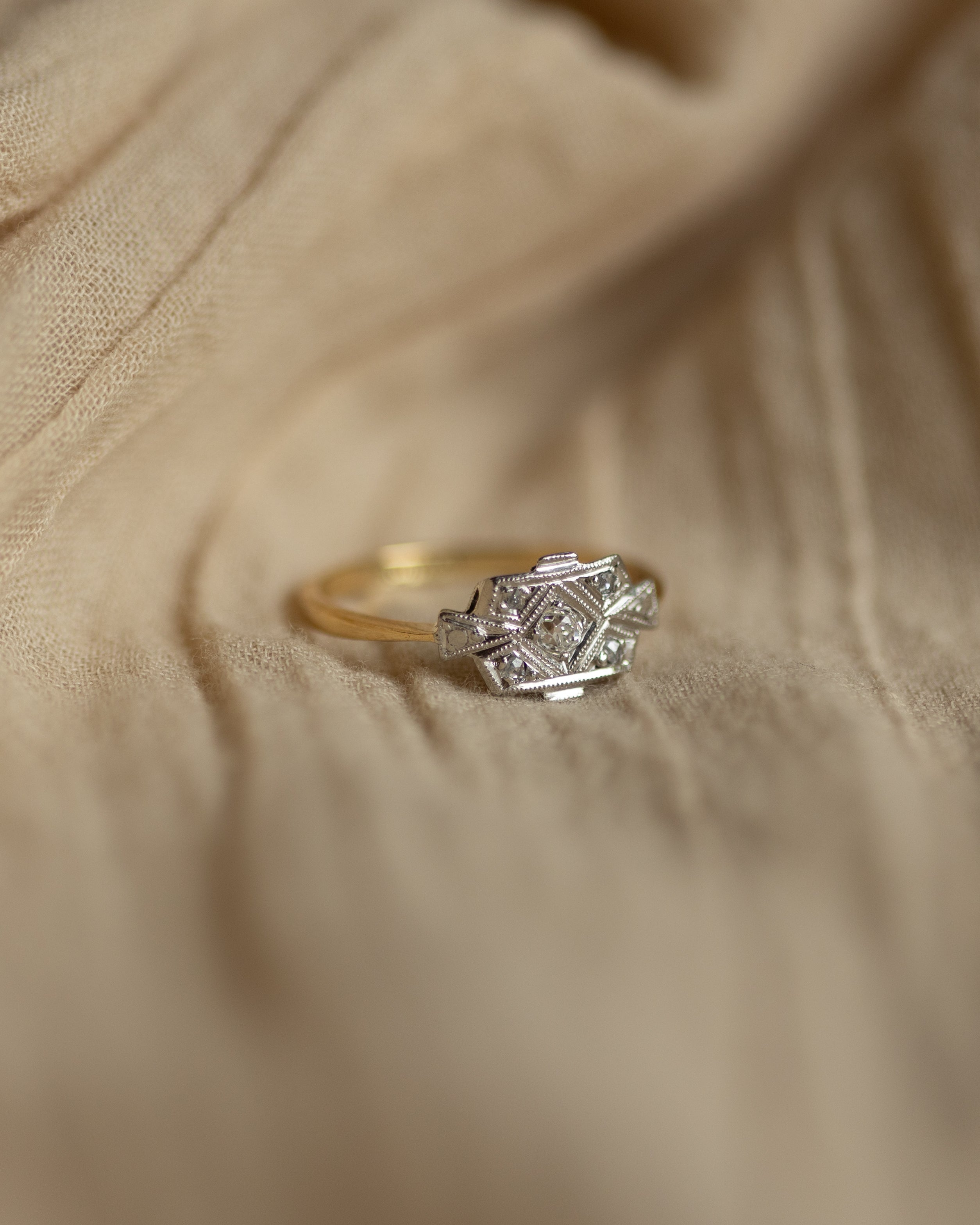 Tilda Antique Art Deco 18ct Gold Diamond Panel Ring