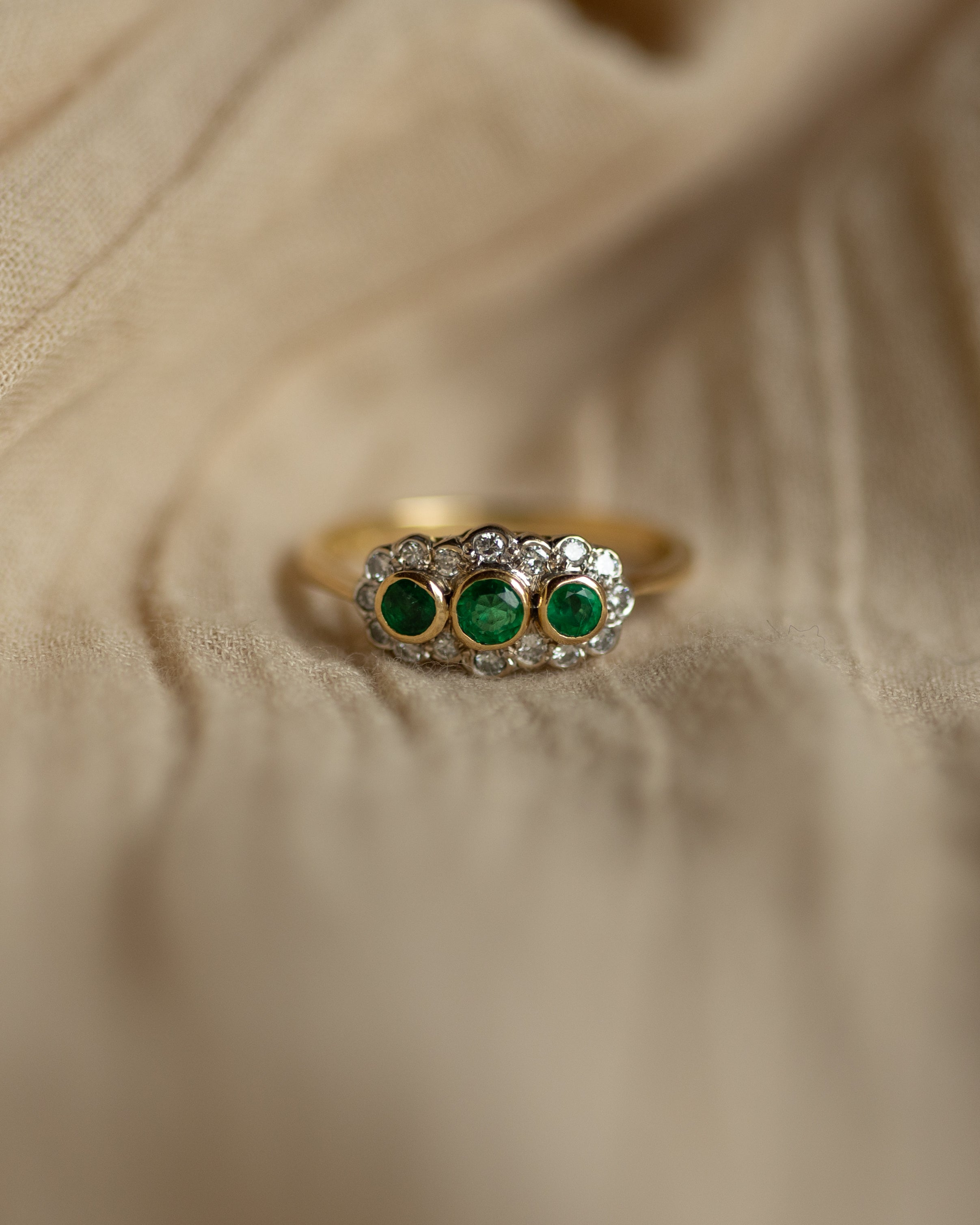 Hyacinth 1989 Vintage 18ct Gold Emerald & Diamond Cluster Ring