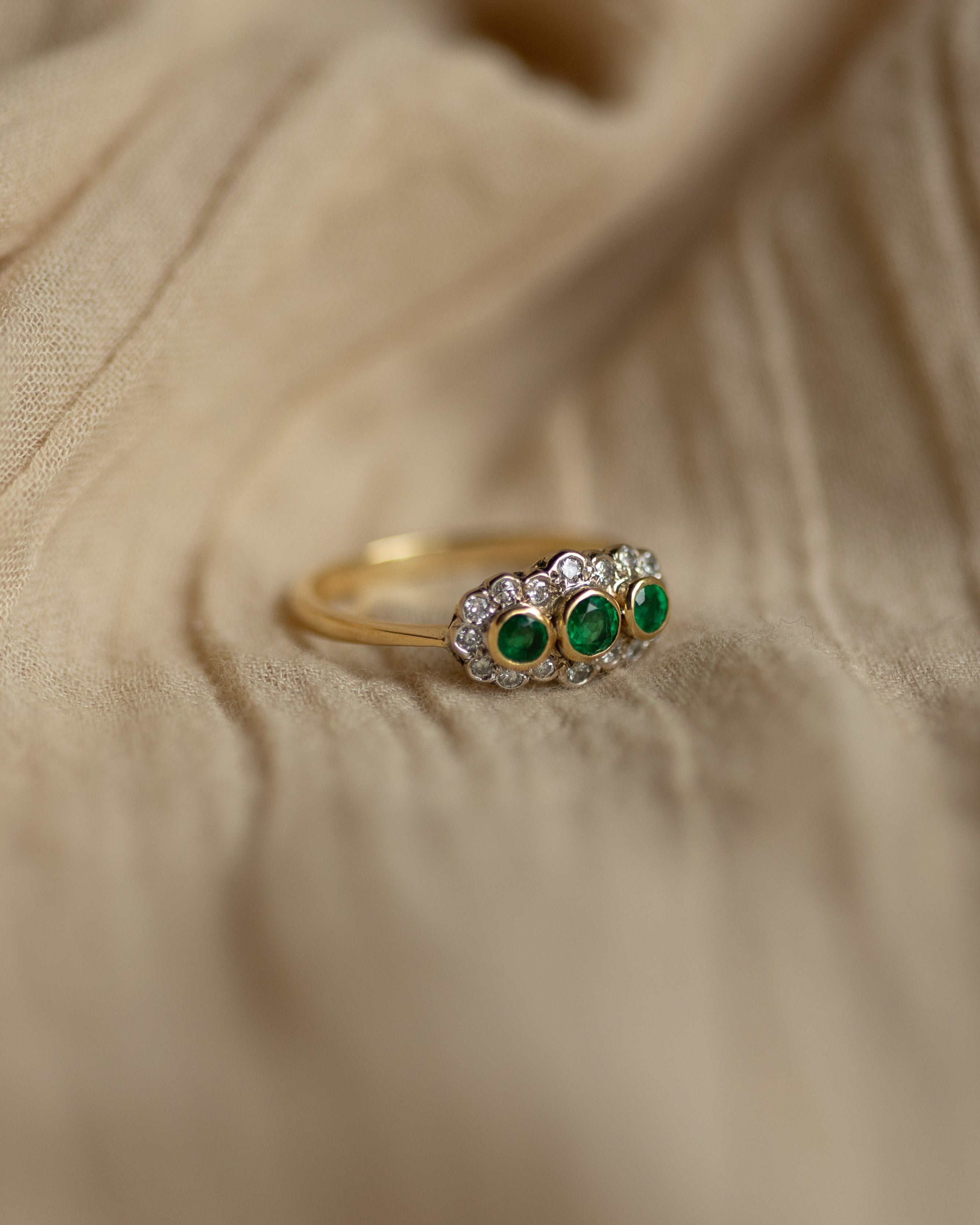 Hyacinth 1989 Vintage 18ct Gold Emerald & Diamond Cluster Ring